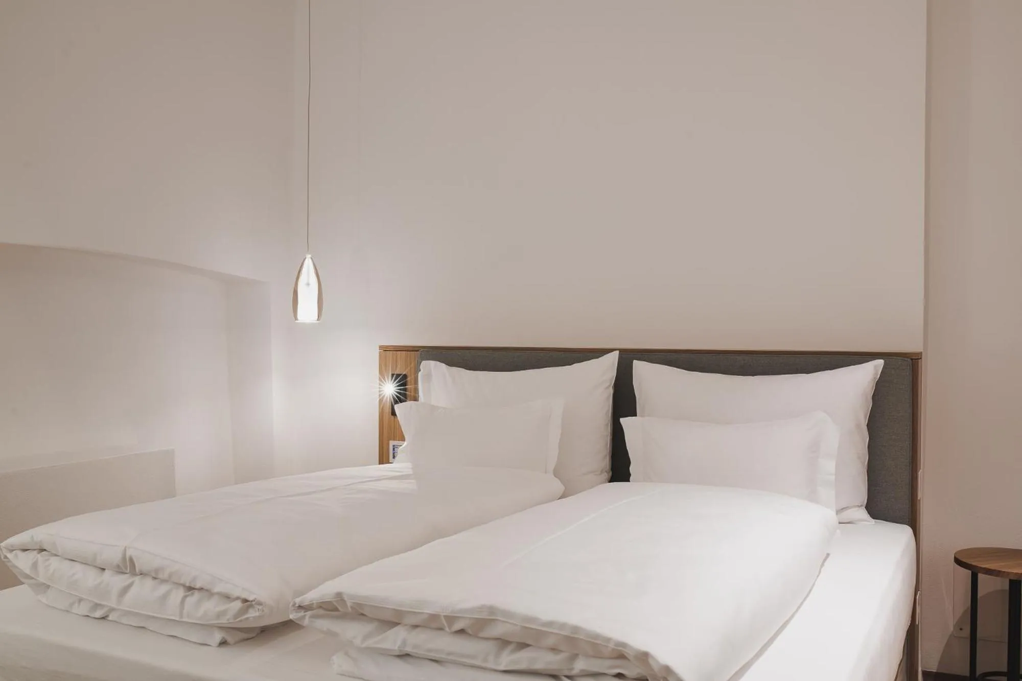 Bedroom, Bed in Kuntino Suites