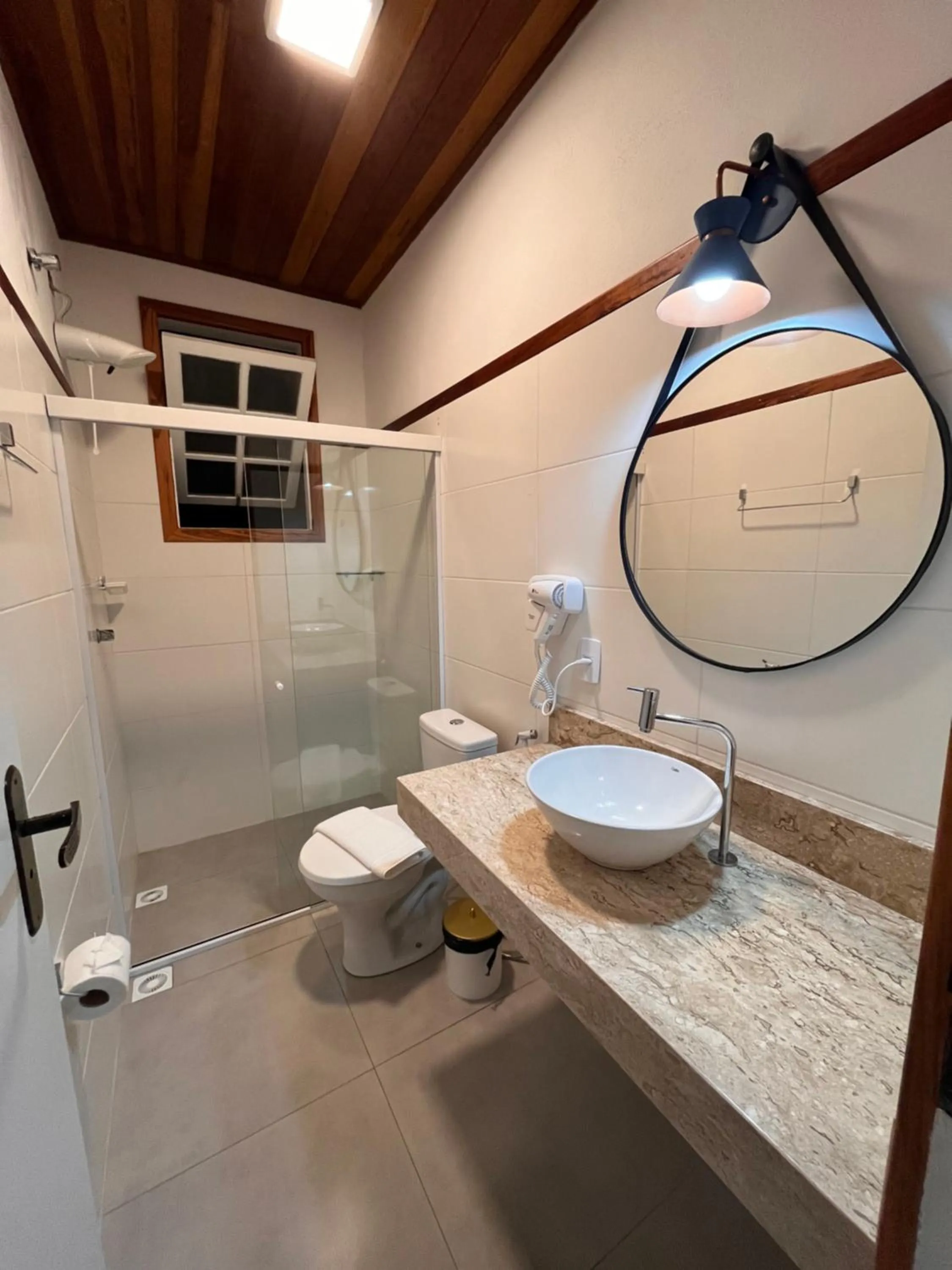 Shower in Pousada Portal de Paraty- COM GERADOR DE ENERGIA