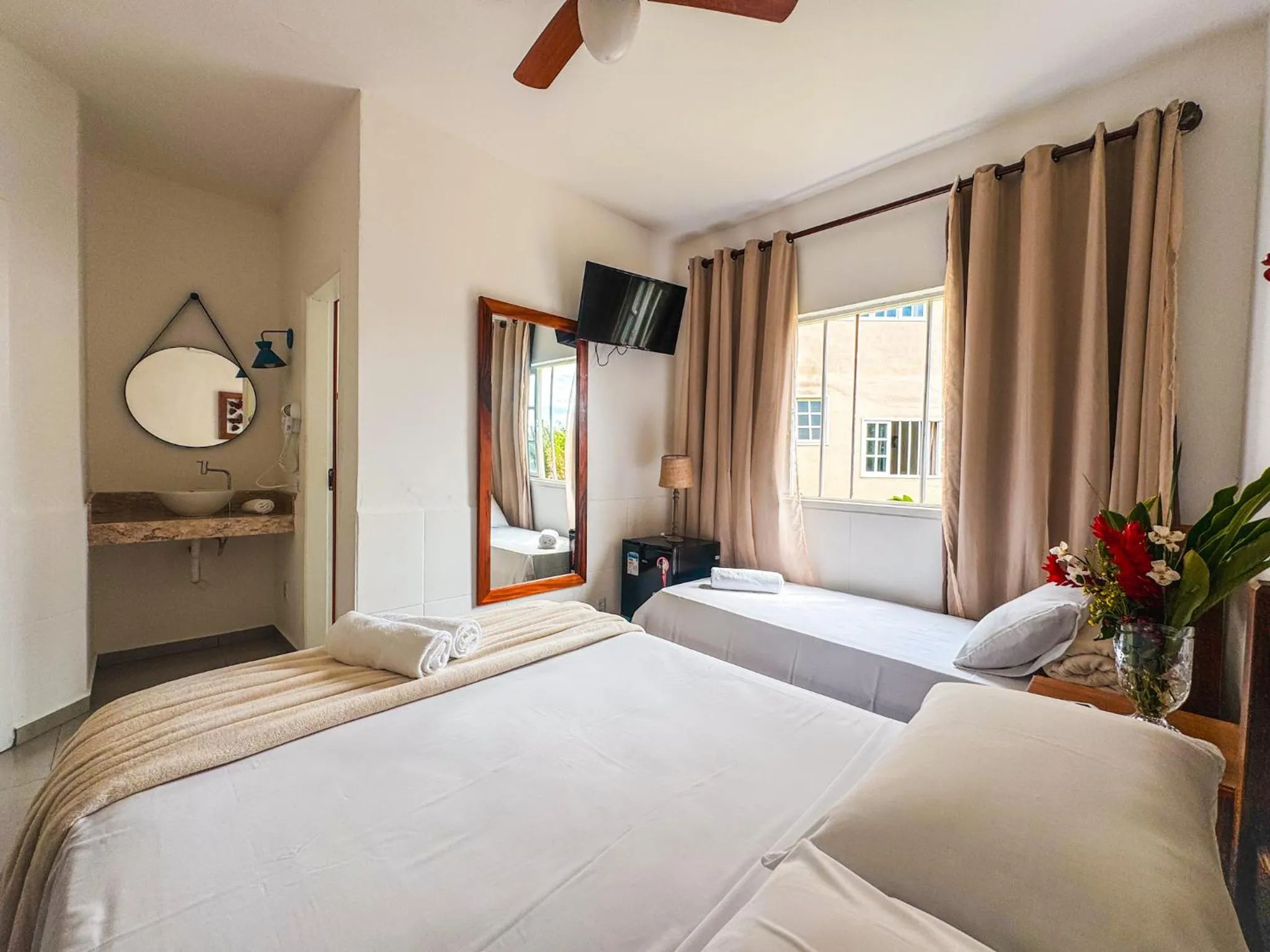 Bedroom, Bed in Pousada Portal de Paraty- COM GERADOR DE ENERGIA