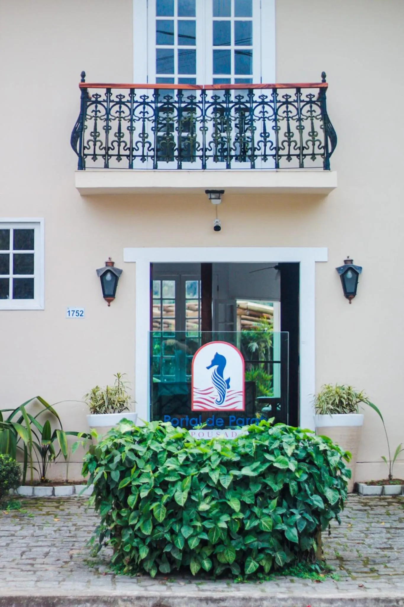 Property building in Pousada Portal de Paraty- COM GERADOR DE ENERGIA