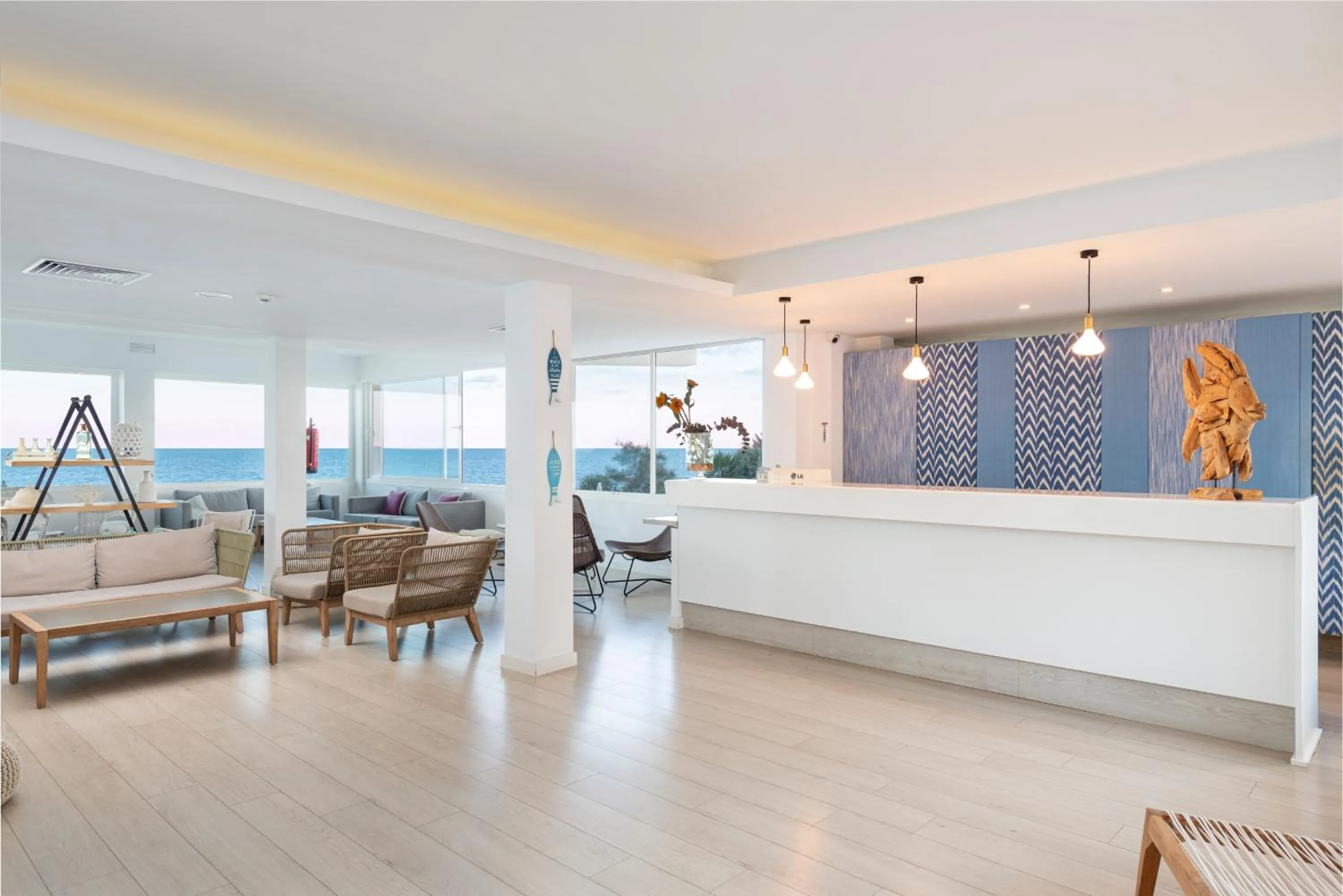 Lobby or reception in Hotel Atolon