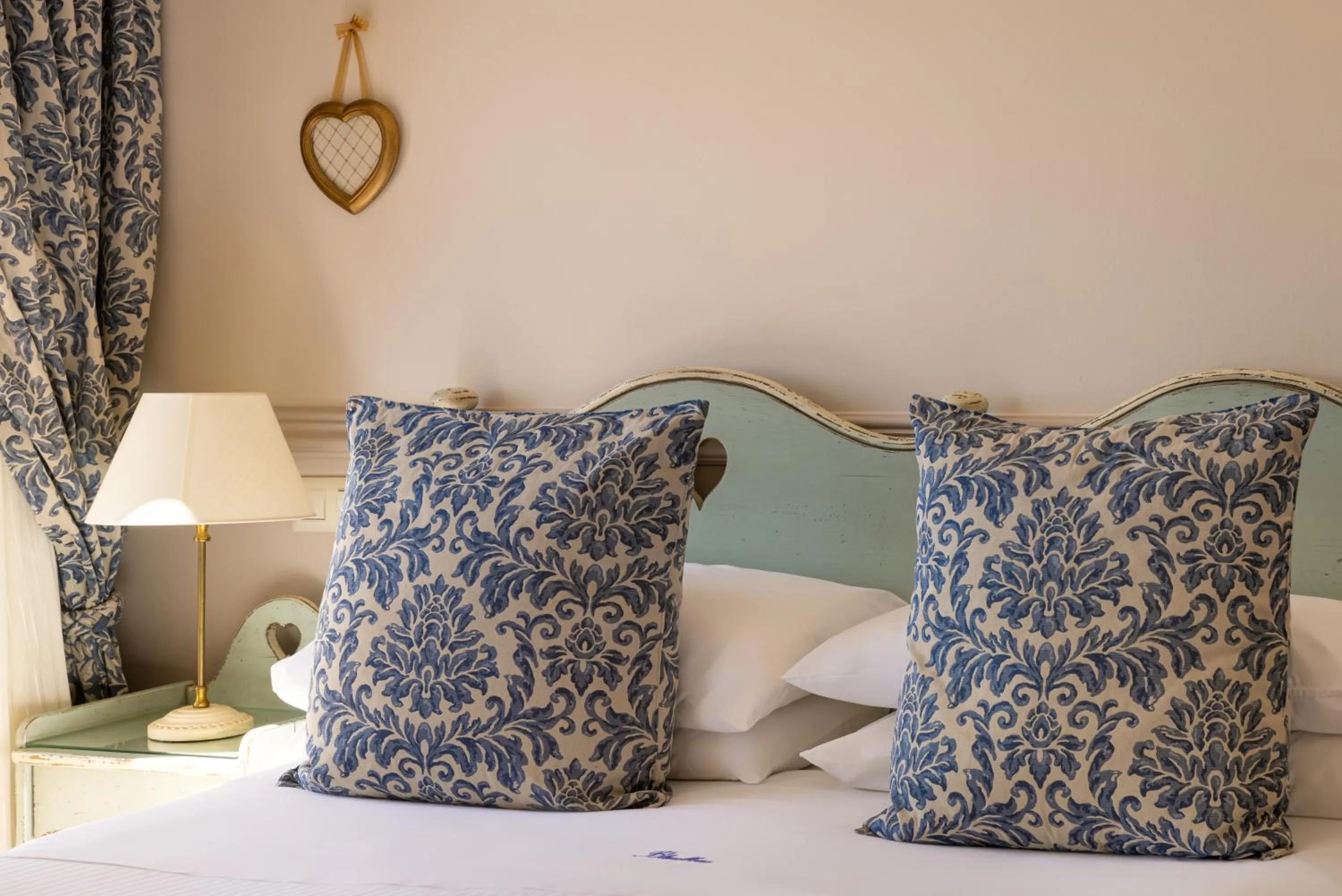 Photo of the whole room, Bed in Hotel BlauMar Llafranc