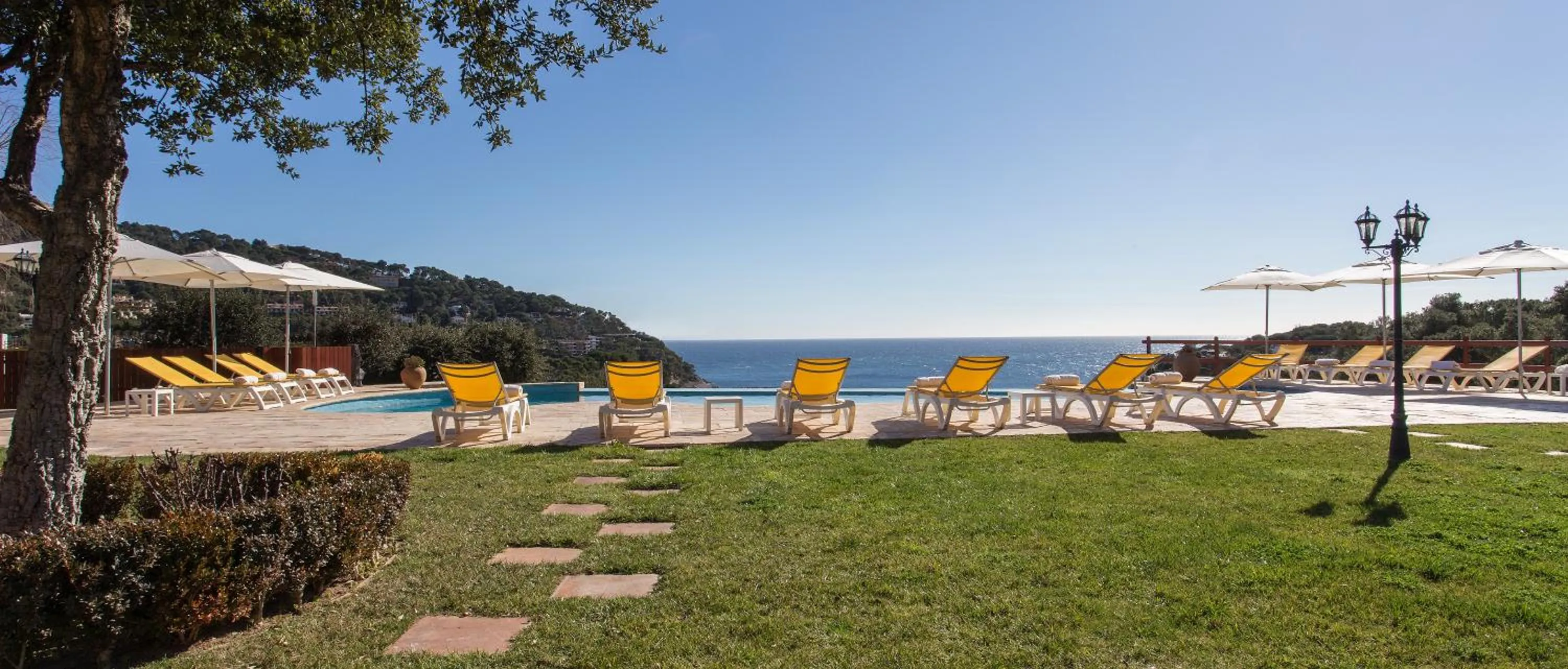 Balcony/Terrace in Hotel BlauMar Llafranc