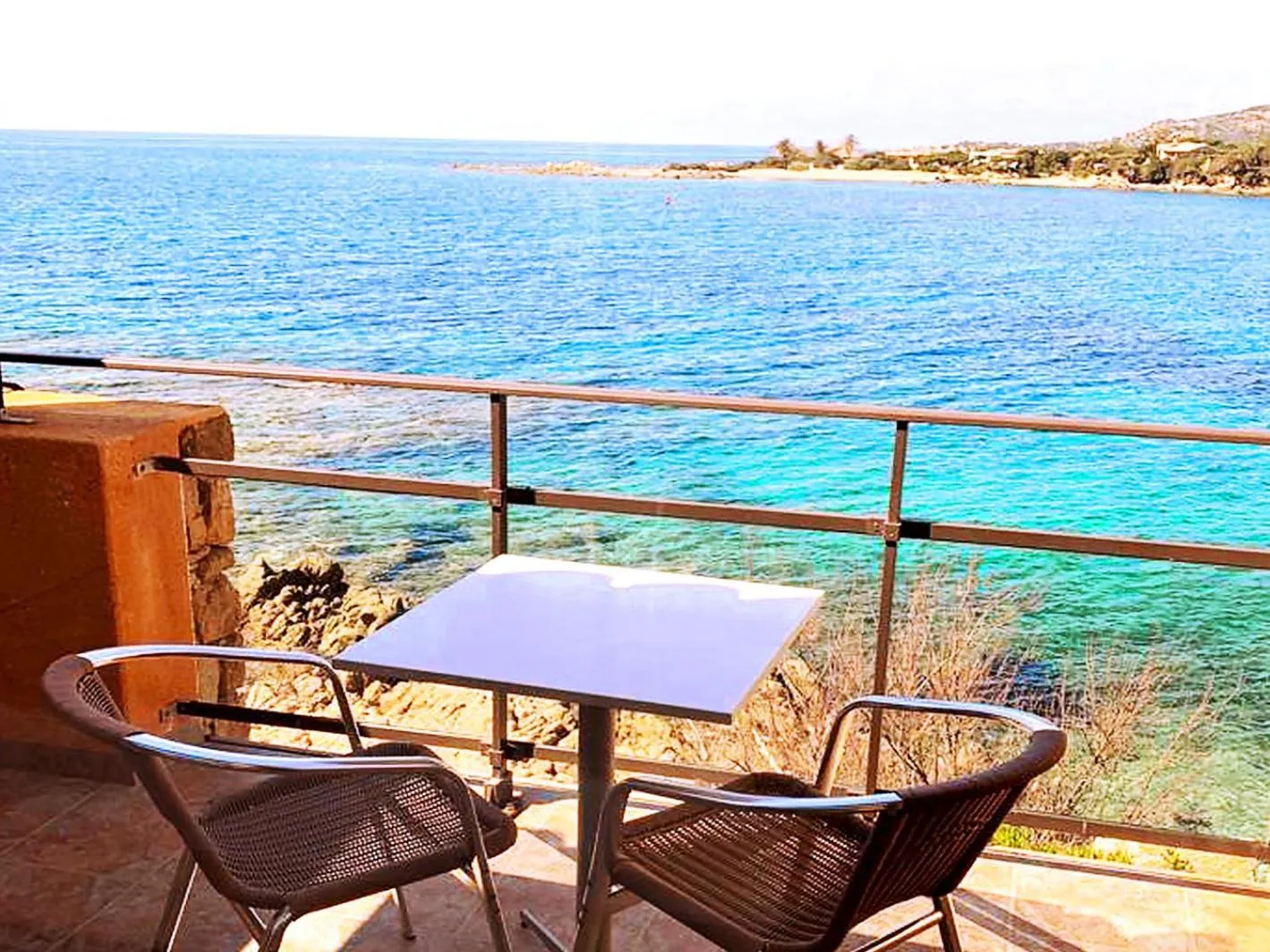 Sea view in Hôtel du Golfe