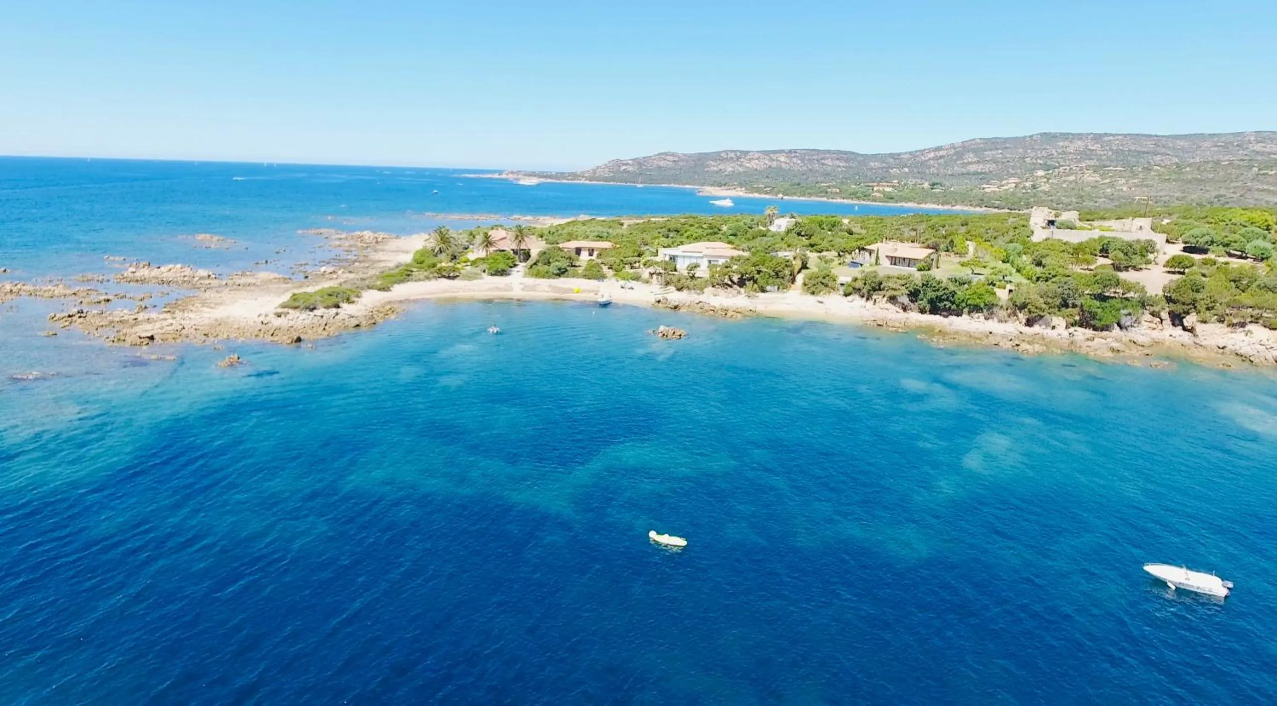 Sea view in Hôtel du Golfe