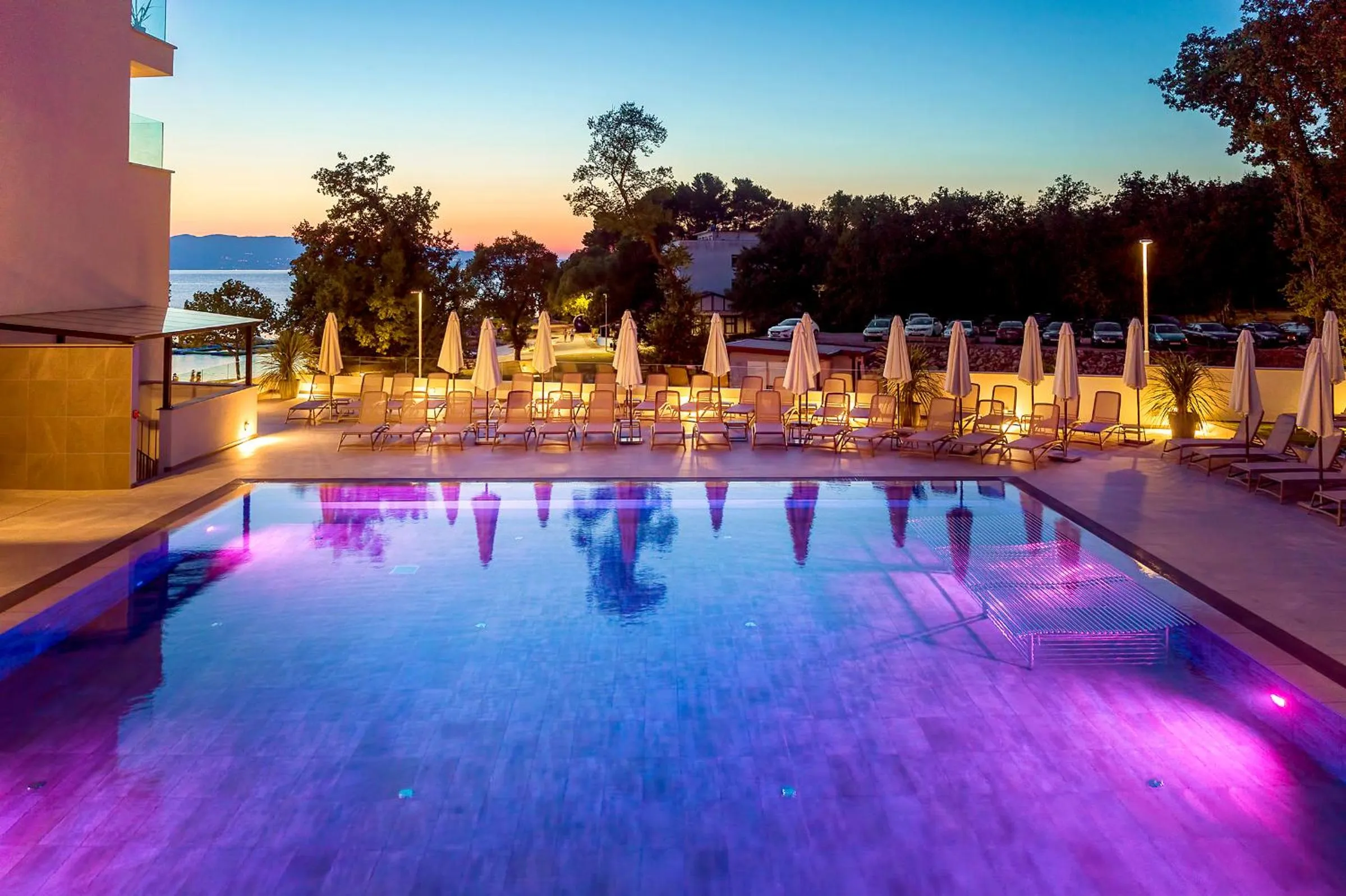 Swimming pool in Luxury Hotel Riva