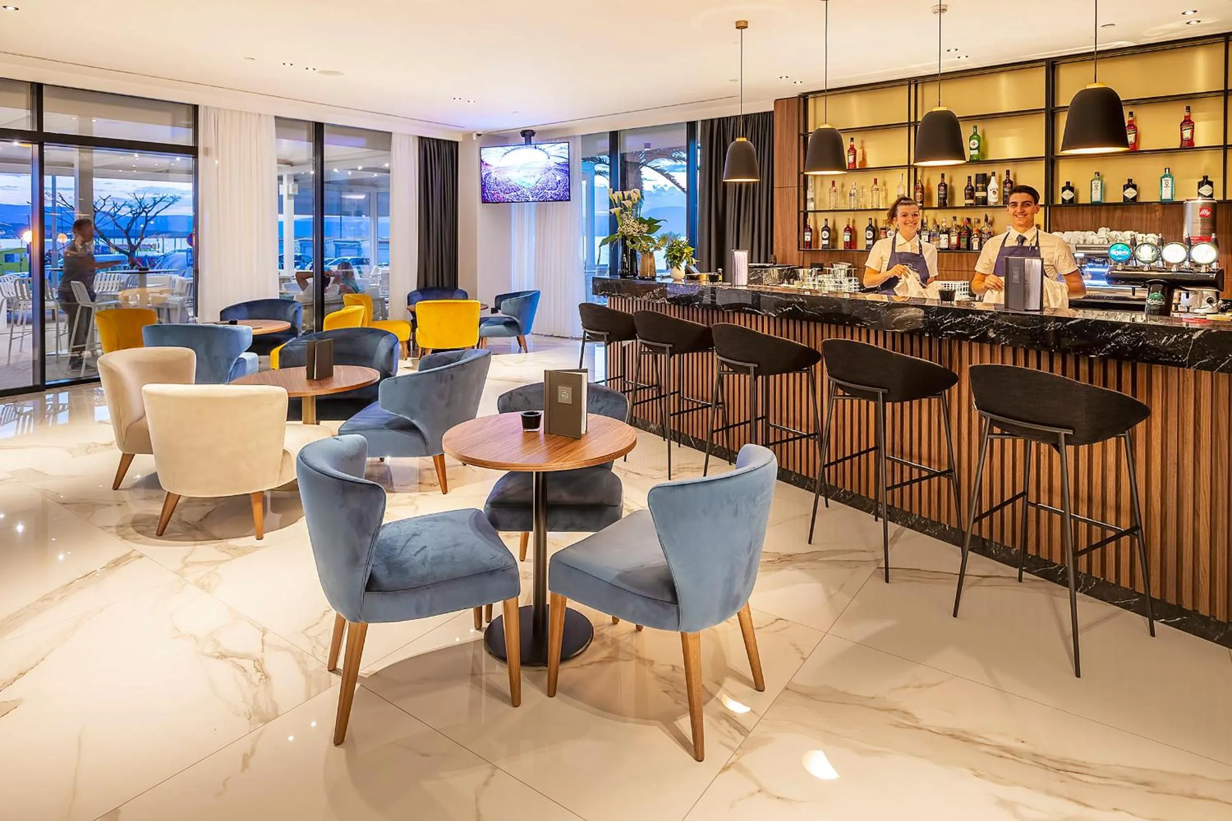 Lounge or bar in Luxury Hotel Riva