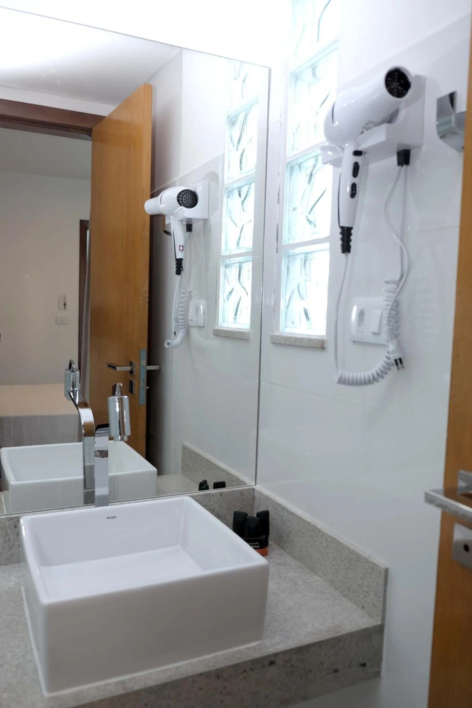 Bathroom in Apart-Hotel Bella Vida Suítes e Apartamentos