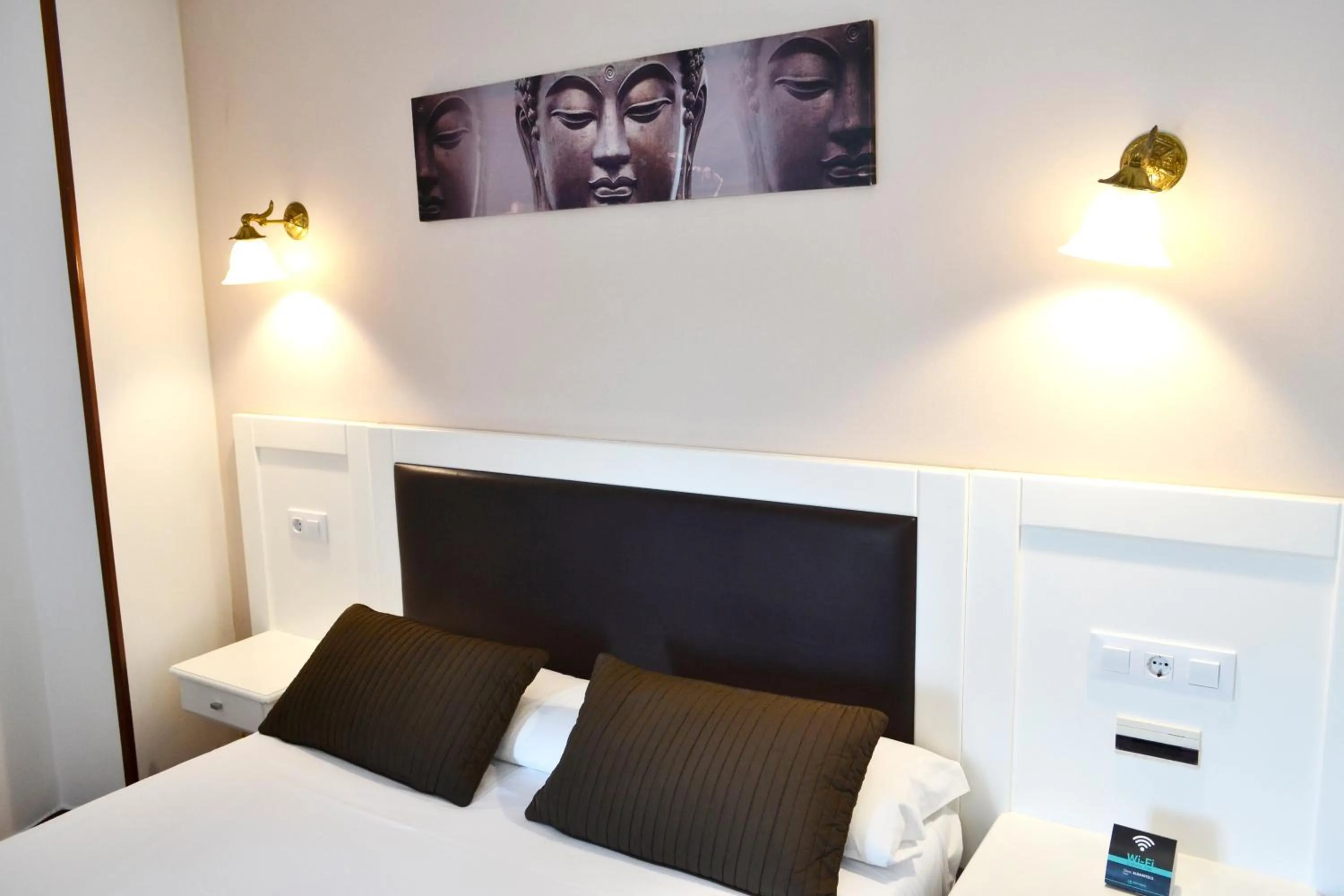 Photo of the whole room, Bed in Hotel Alda Santa Cristina