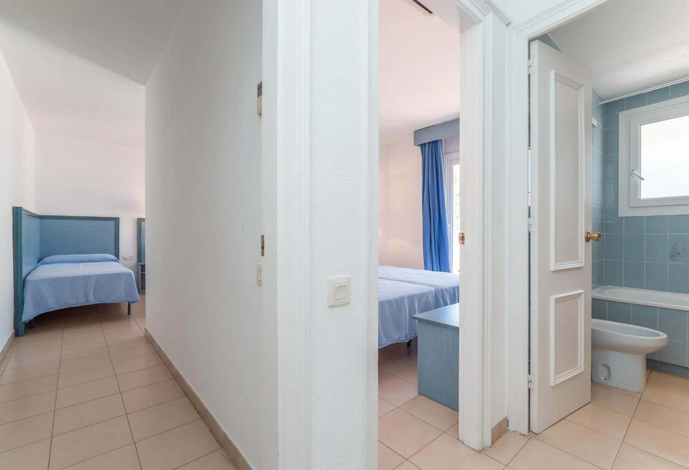 Photo of the whole room in Hotel Platja d'Aro