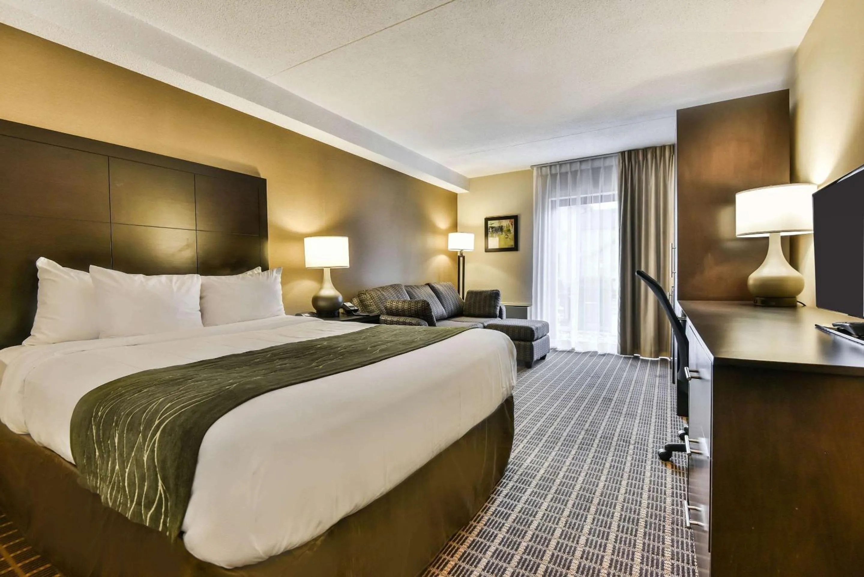 Bedroom, Bed in Comfort Inn