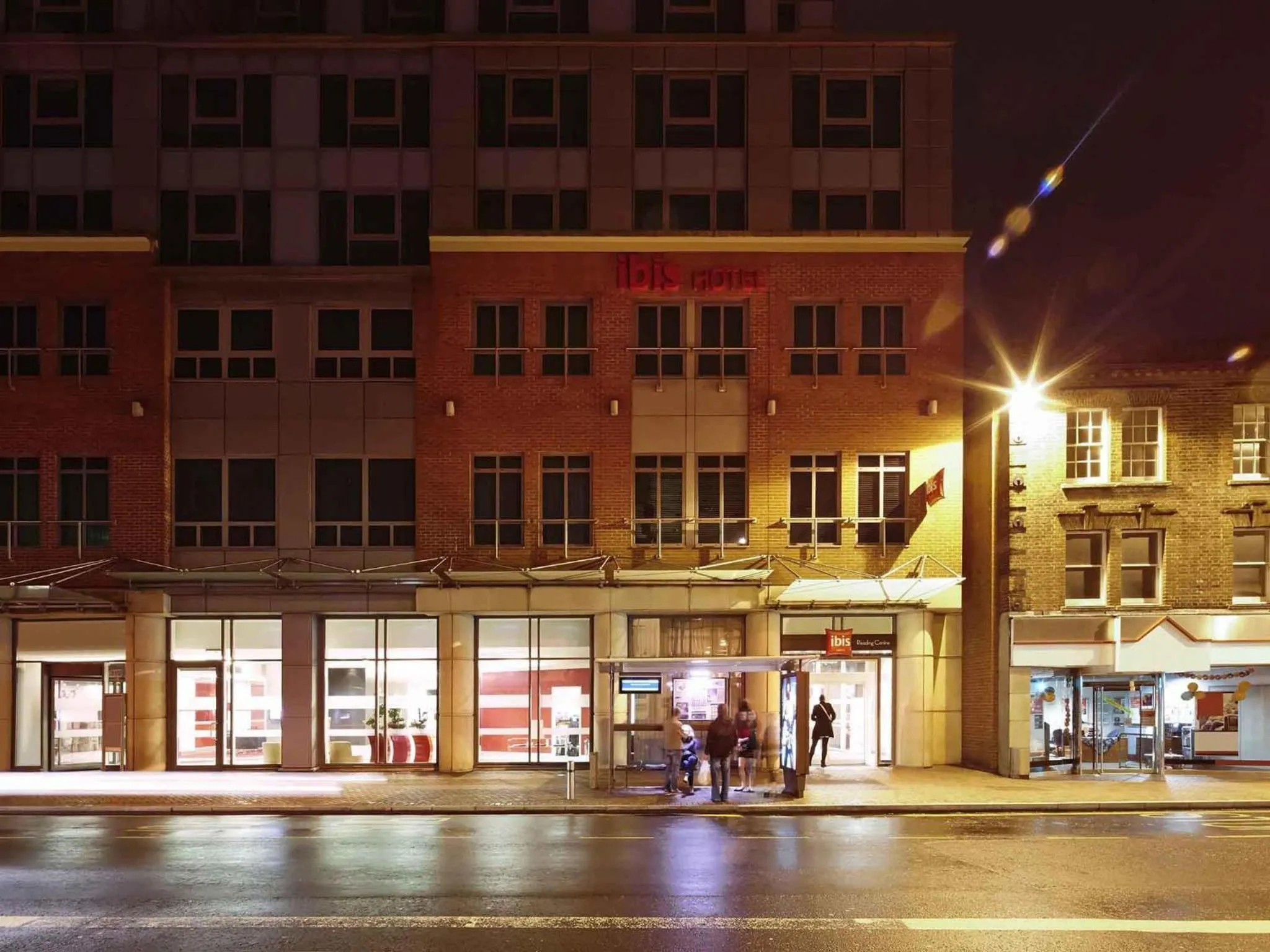 Property building in ibis Reading Centre