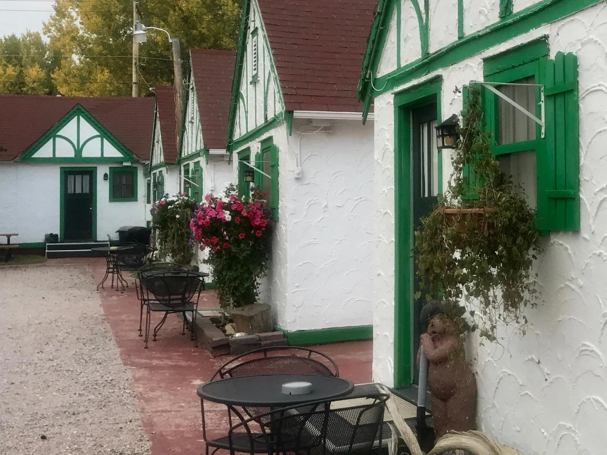 Patio in Chalet Motel