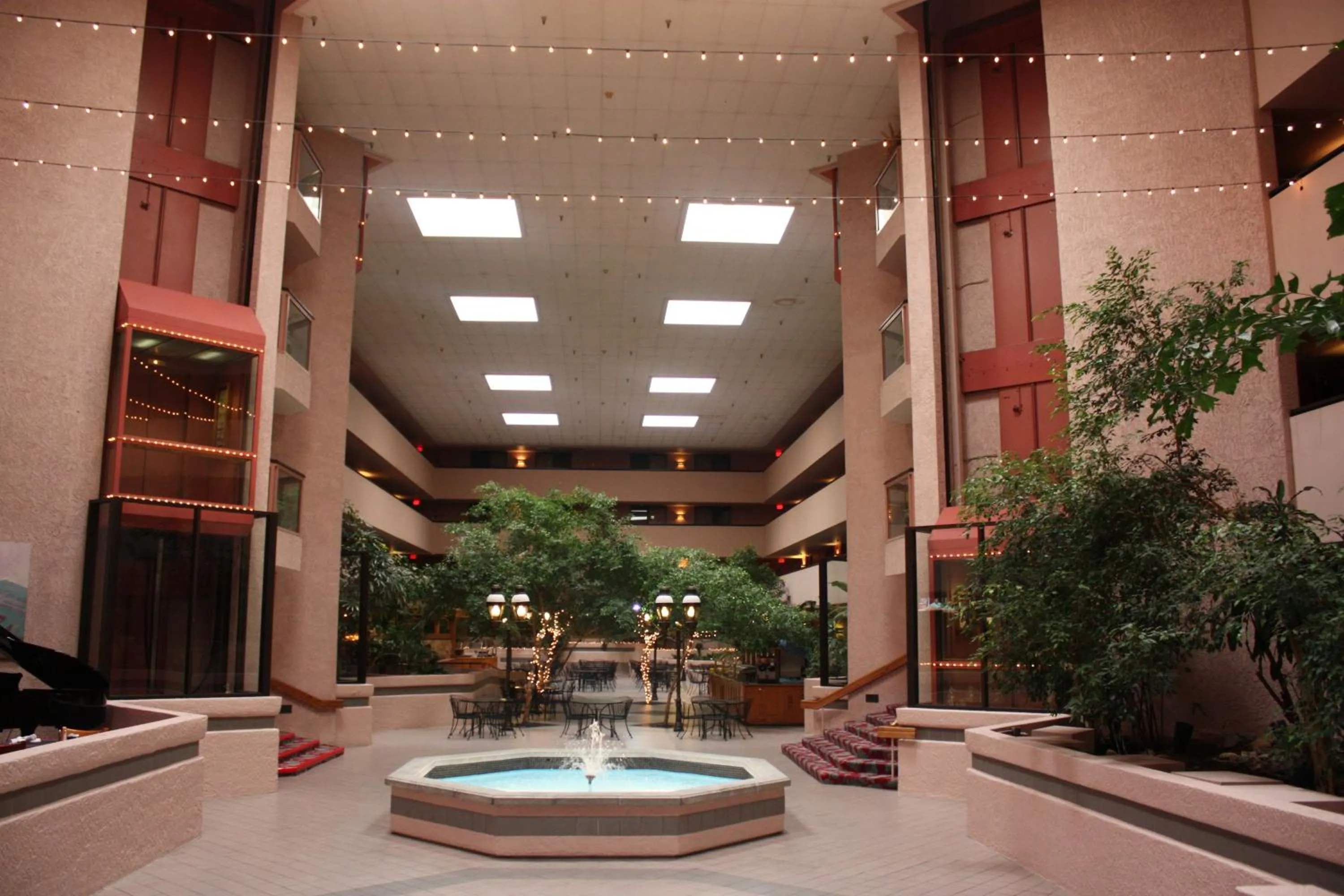 Lobby or reception in Ramada by Wyndham Viscount Suites Tucson East