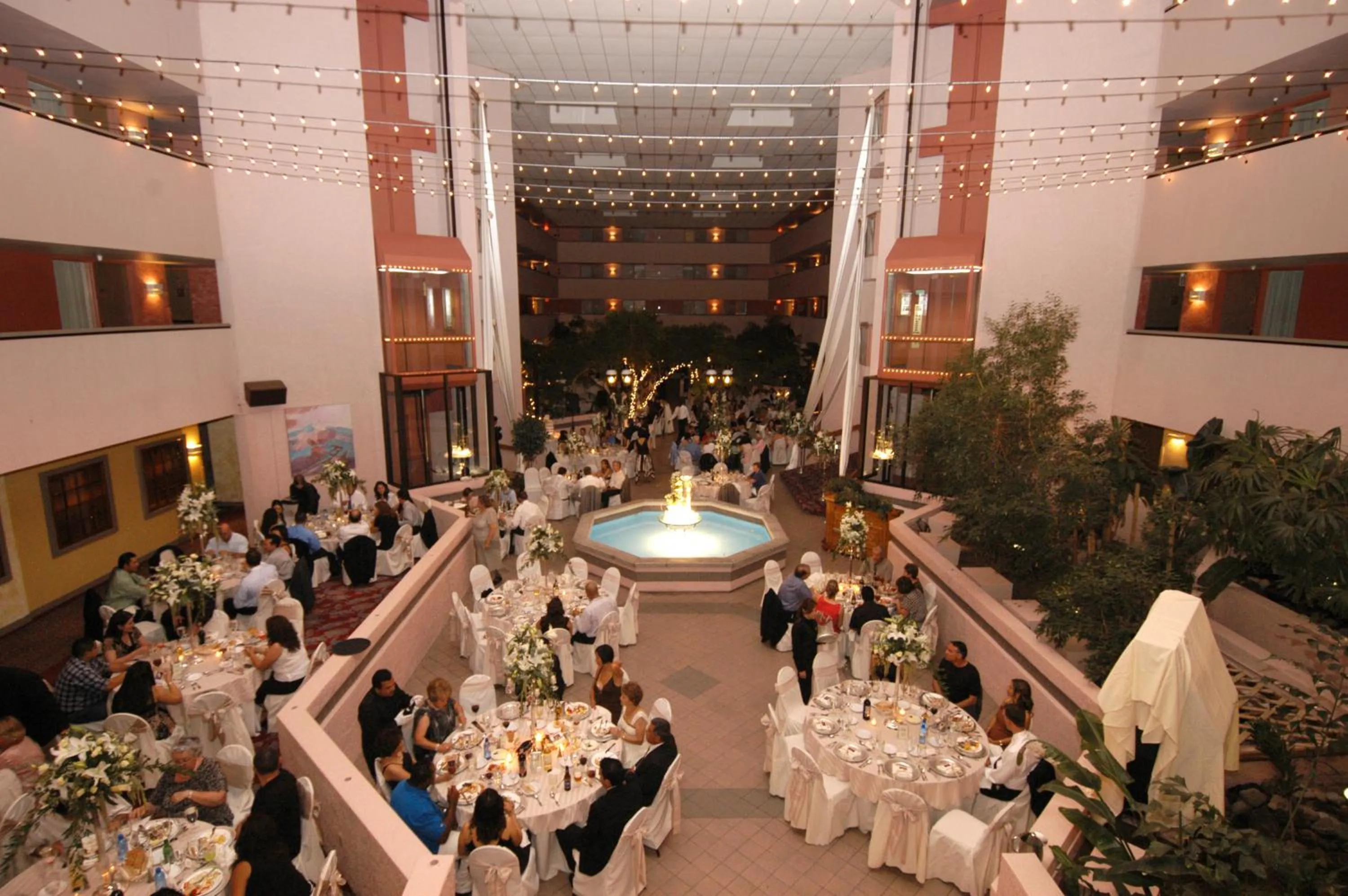 Banquet/Function facilities in Ramada by Wyndham Viscount Suites Tucson East