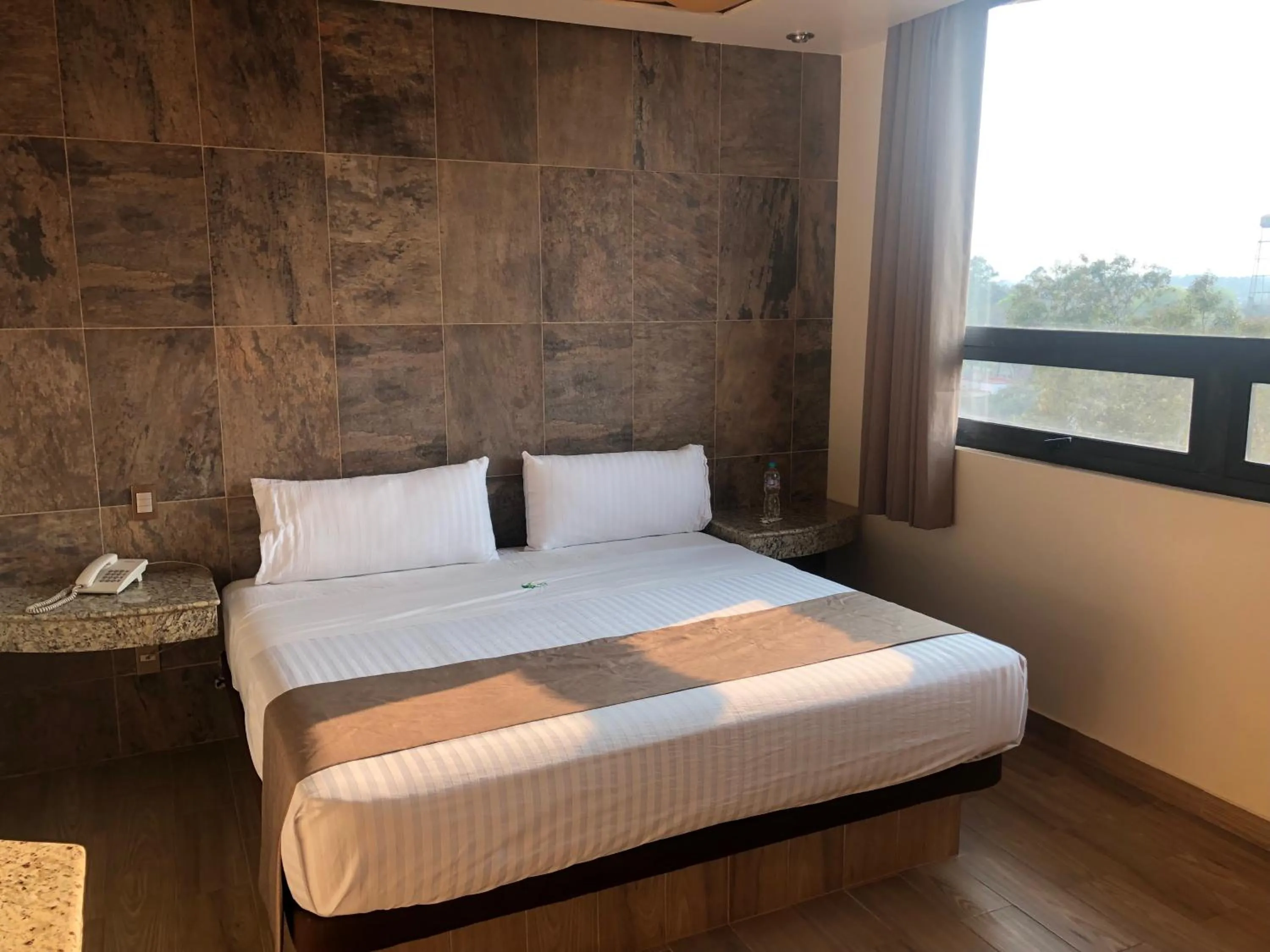 Bed in Hotel Jard Inn Adult Only