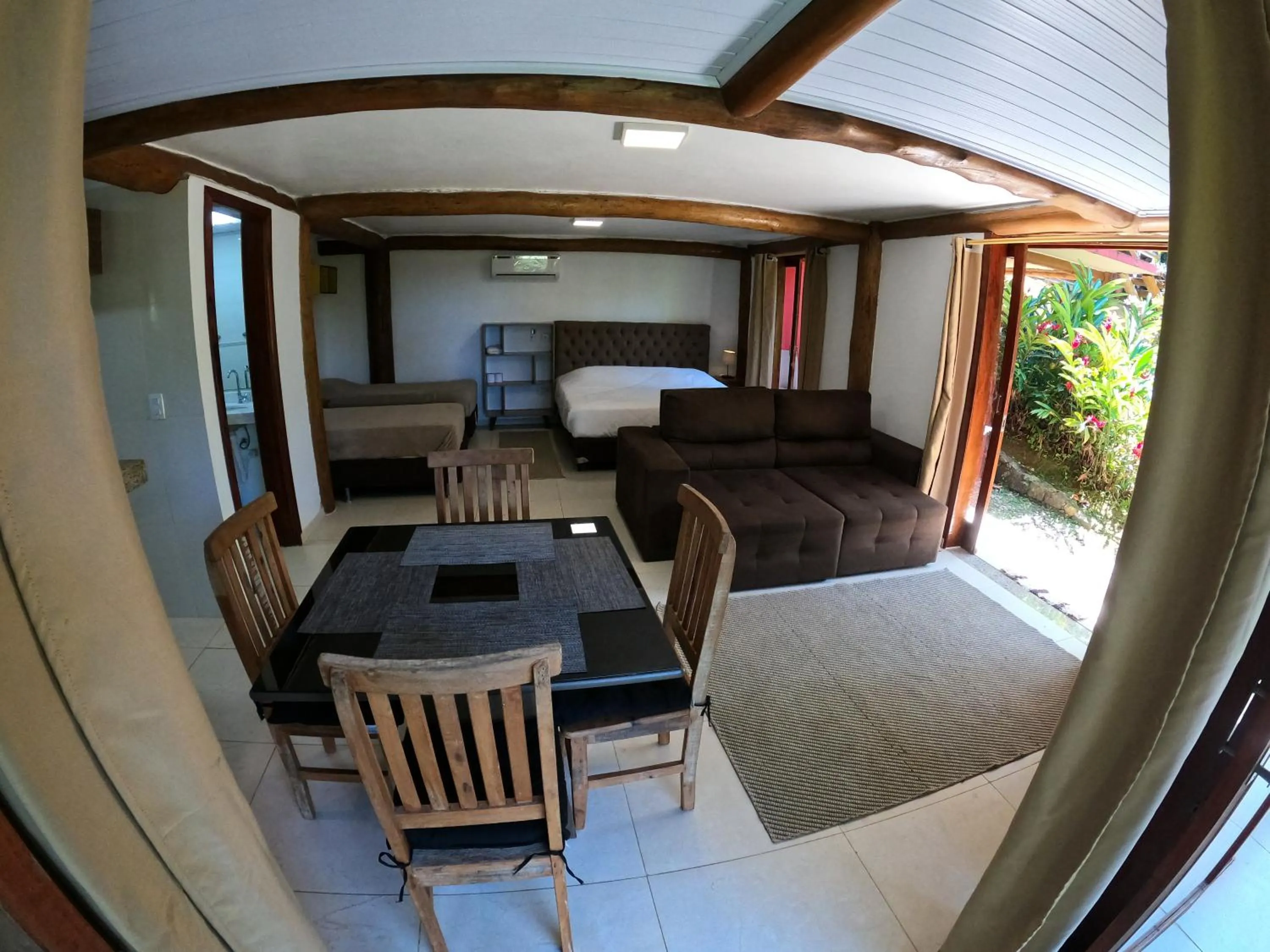 Chalé e Suite Manacá