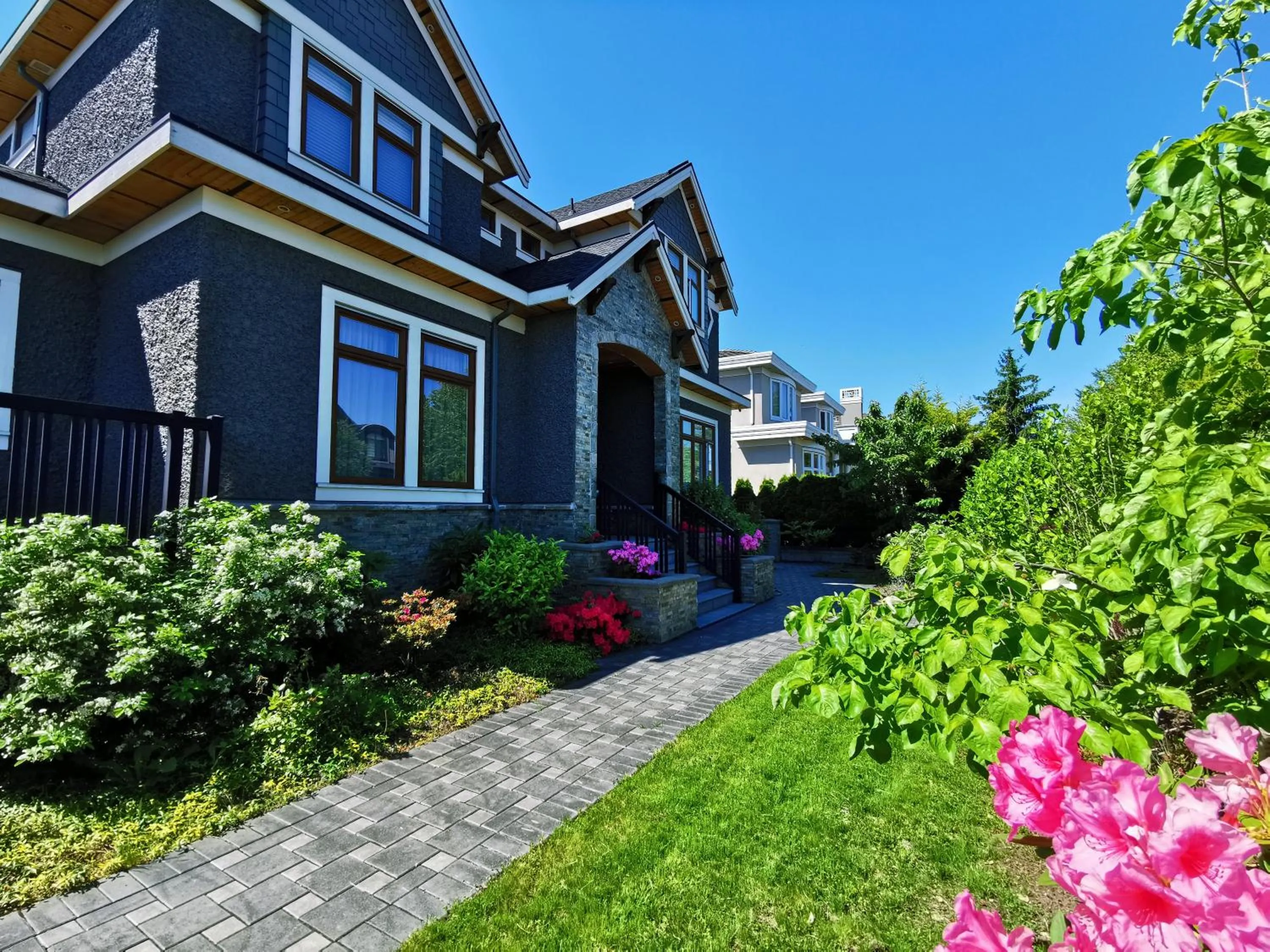 Property building in Vancouver West Cozy Retreat by Host Launch
