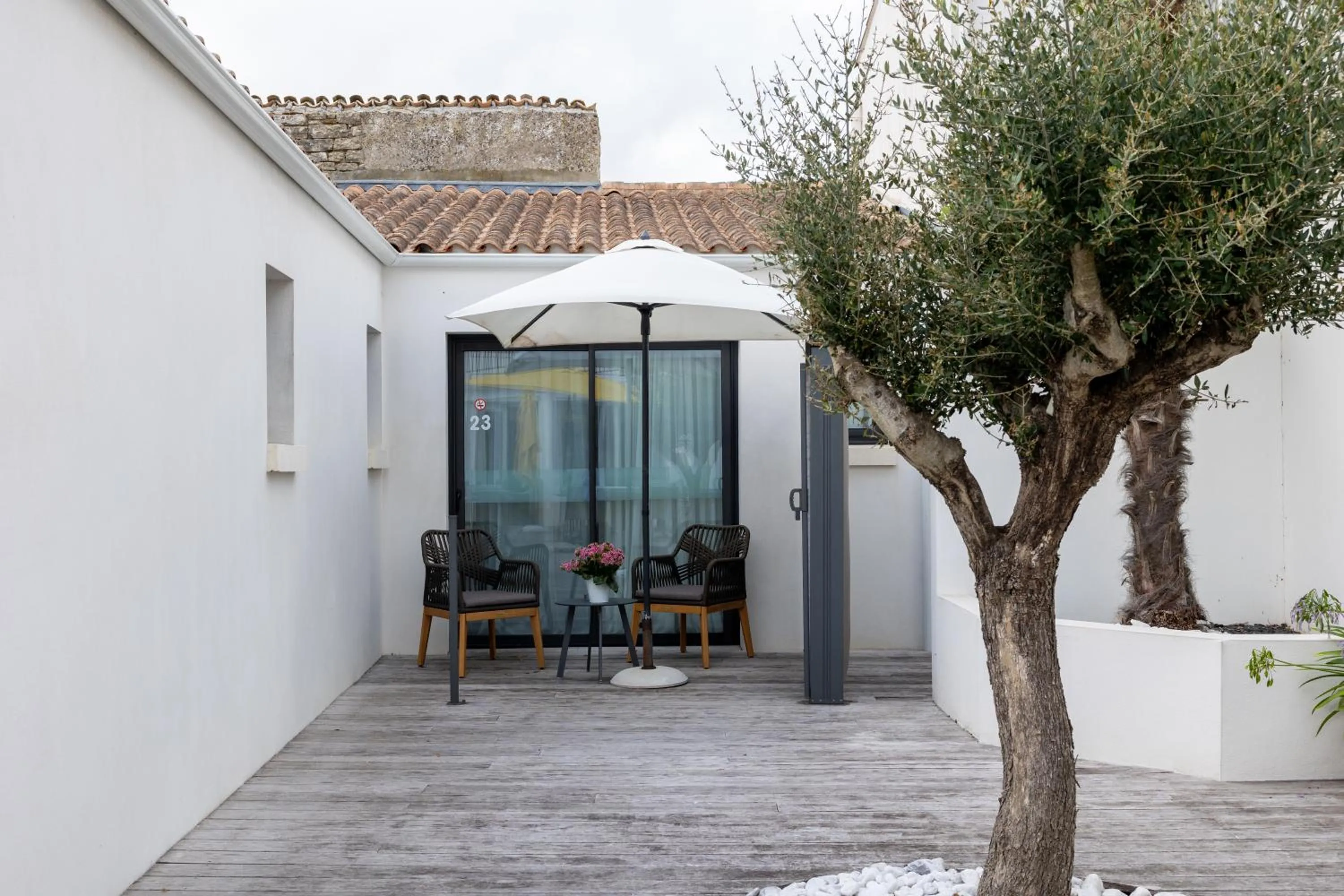 Patio in Hôtel Le Square