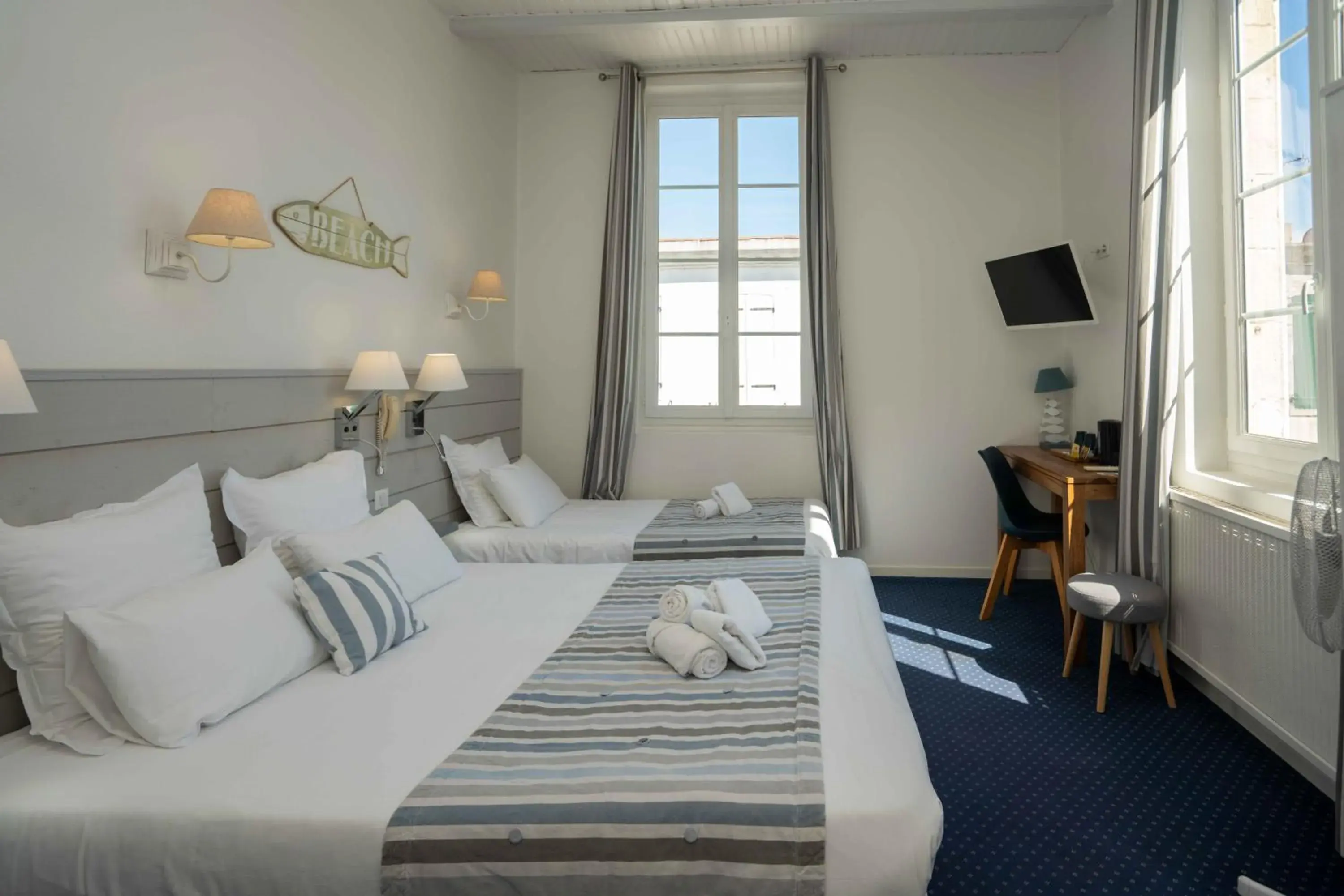 Comfort Triple Room in Hôtel Le Square Comfort Triple Room in Hôtel Le Square