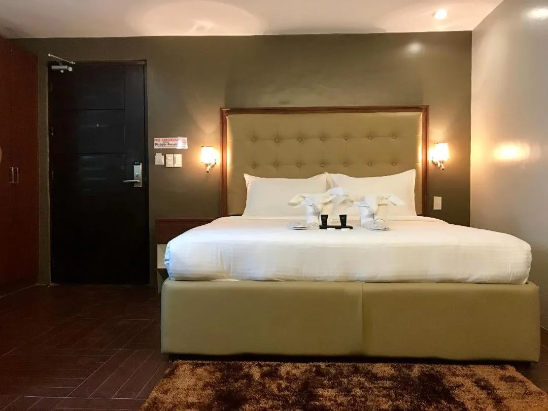 Bed in Treasure Island Hotel With Mini Water Adventure