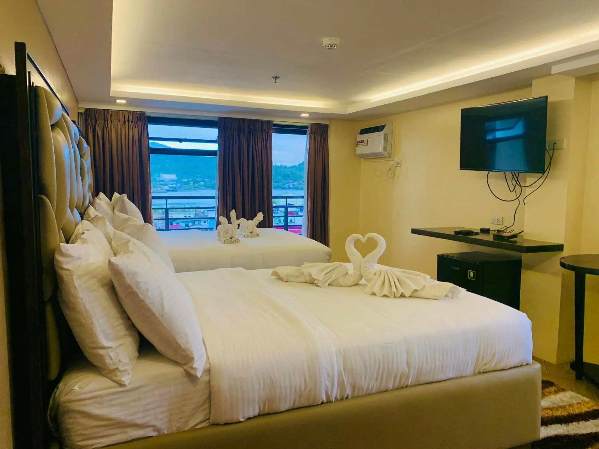 Bed in Treasure Island Hotel With Mini Water Adventure