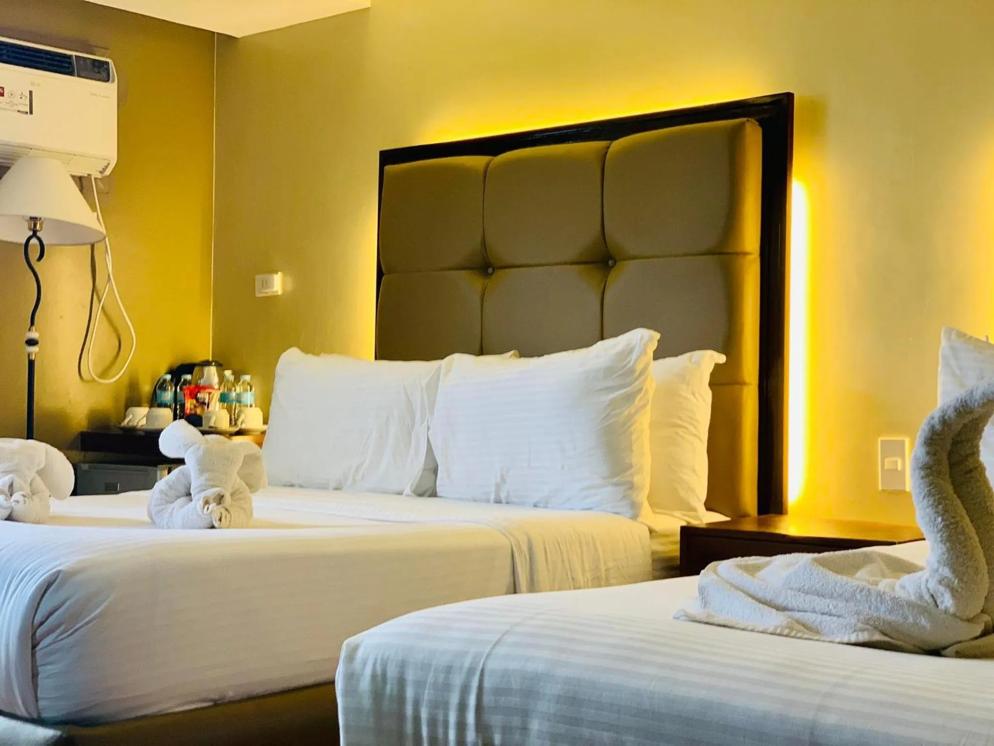 Bed in Treasure Island Hotel With Mini Water Adventure