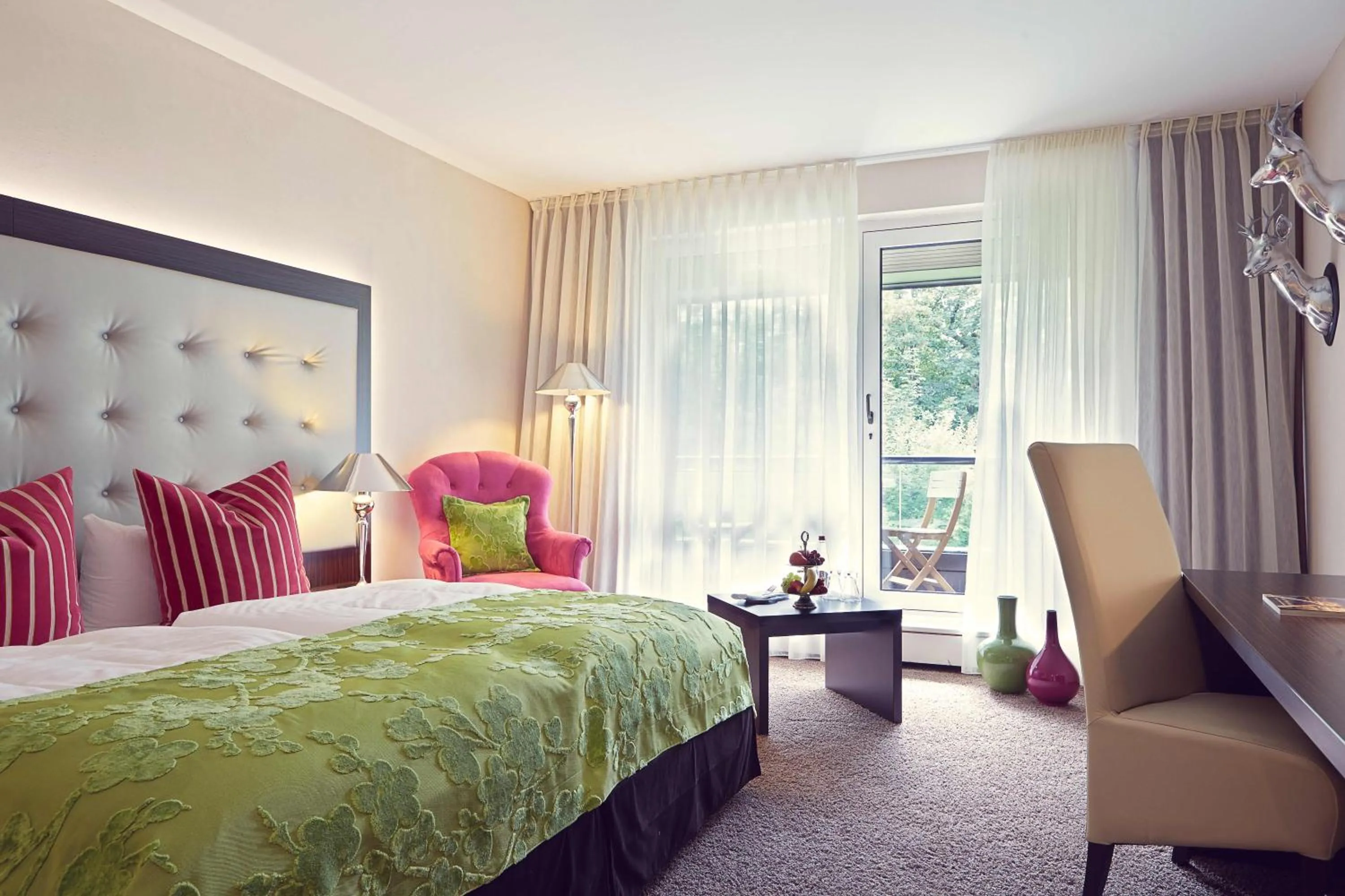 Superior Twin Room with Garden View in Schlosshotel Rettershof