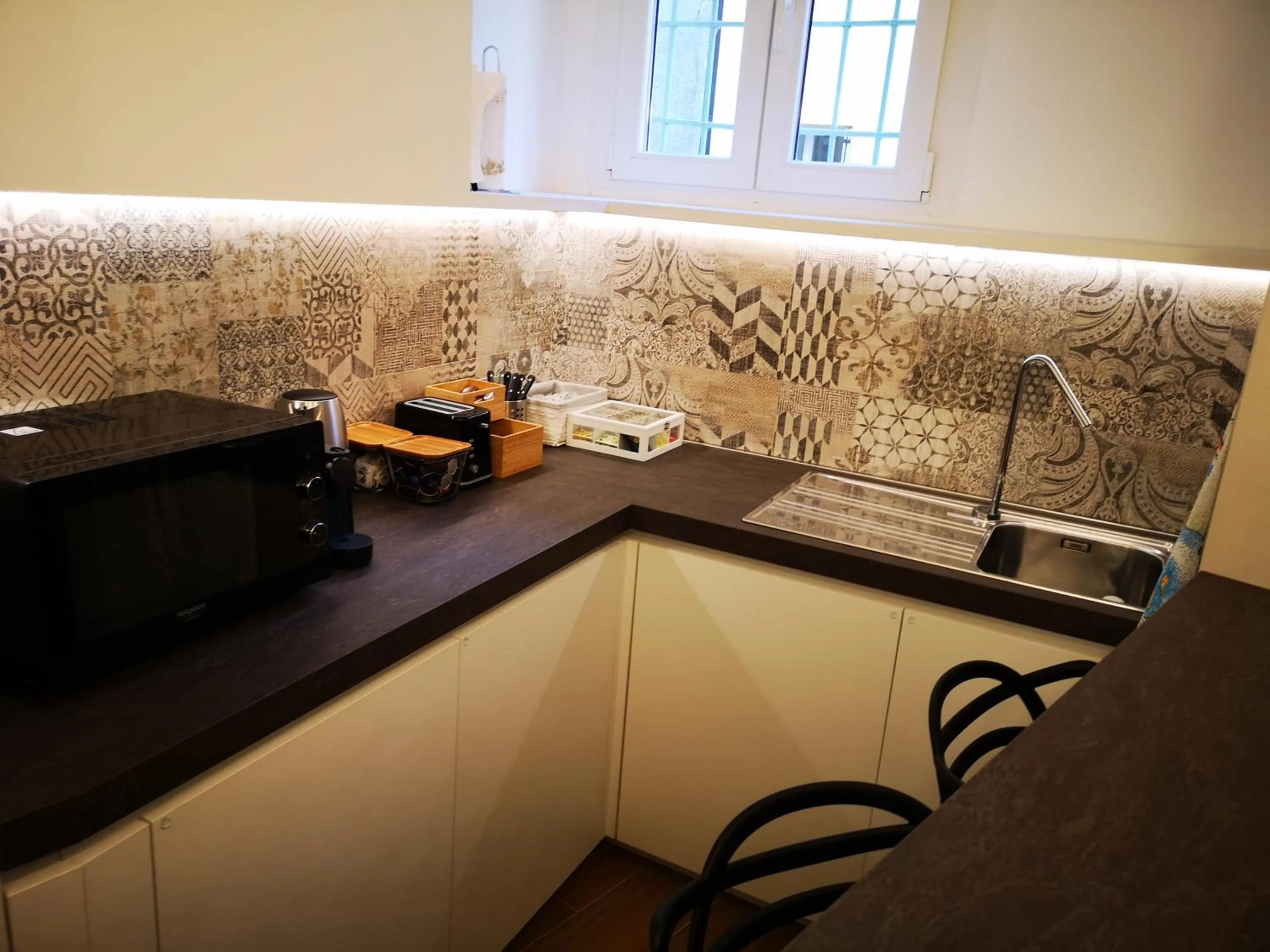 Communal kitchen in 2 Navigli