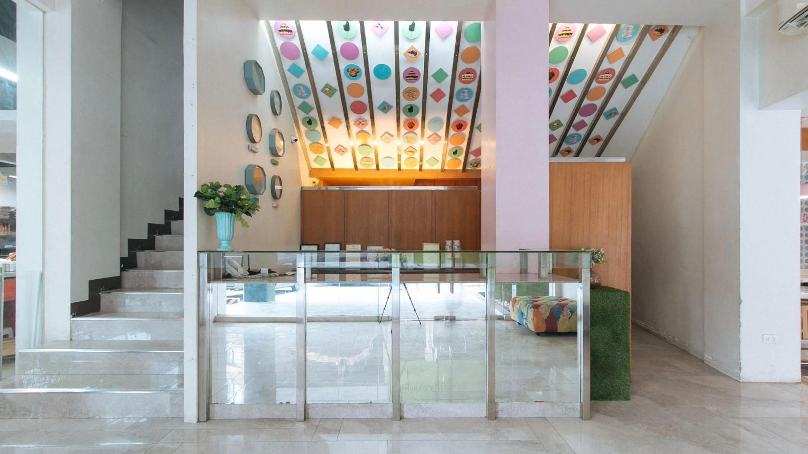 Lobby or reception in UrbanView at Lacson Street Bacolod City by RedDoorz