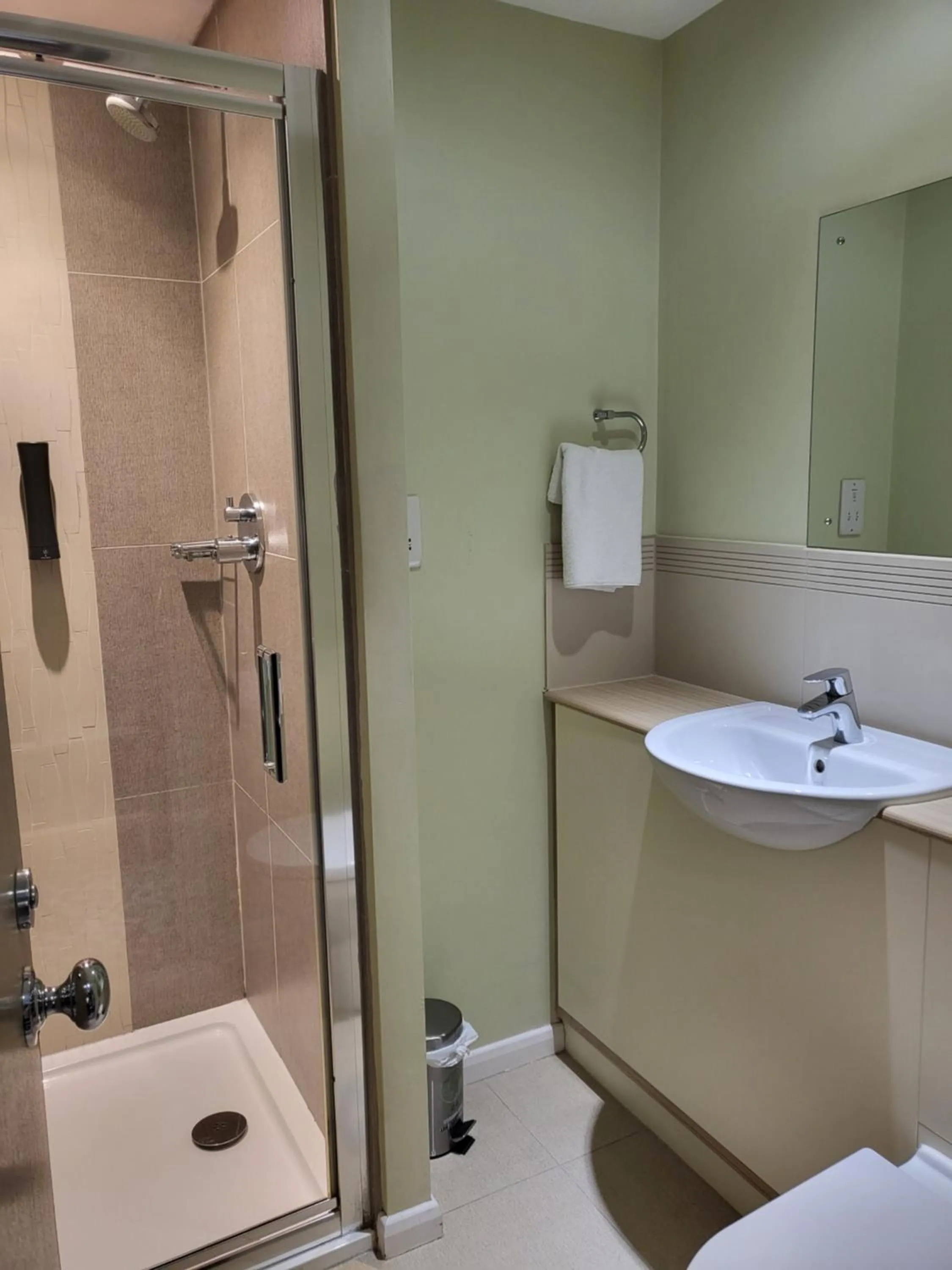 Shower in The Willows Training Centre