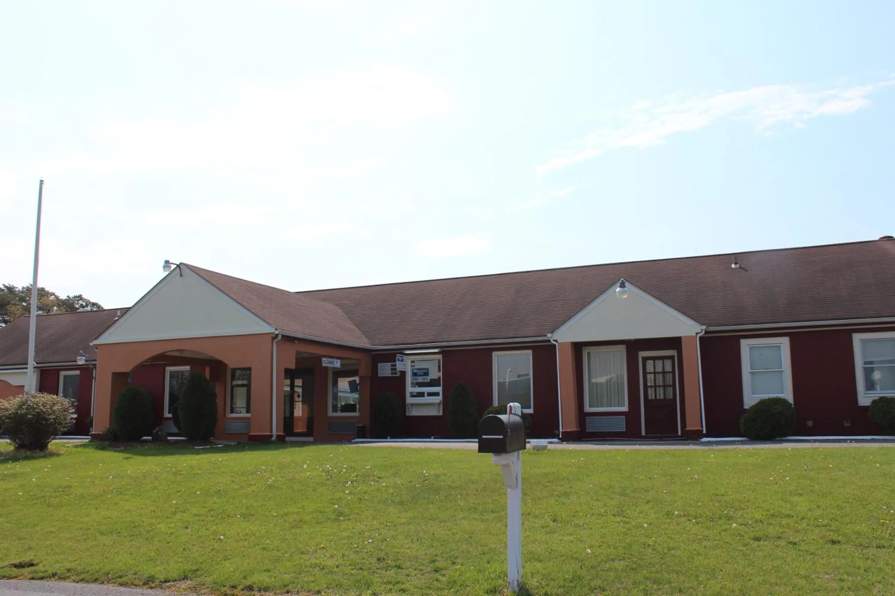 Property building in Oceanside Lodge