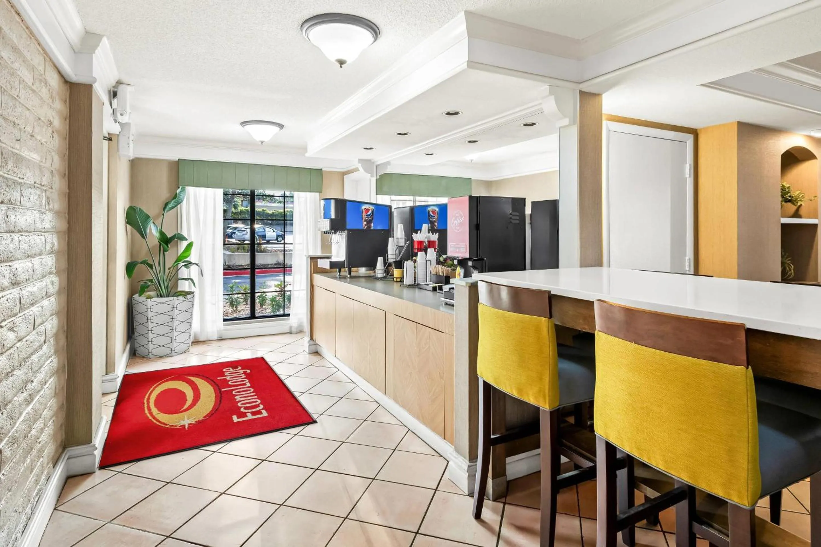 Breakfast in Econo Lodge Augusta North - Washington Road