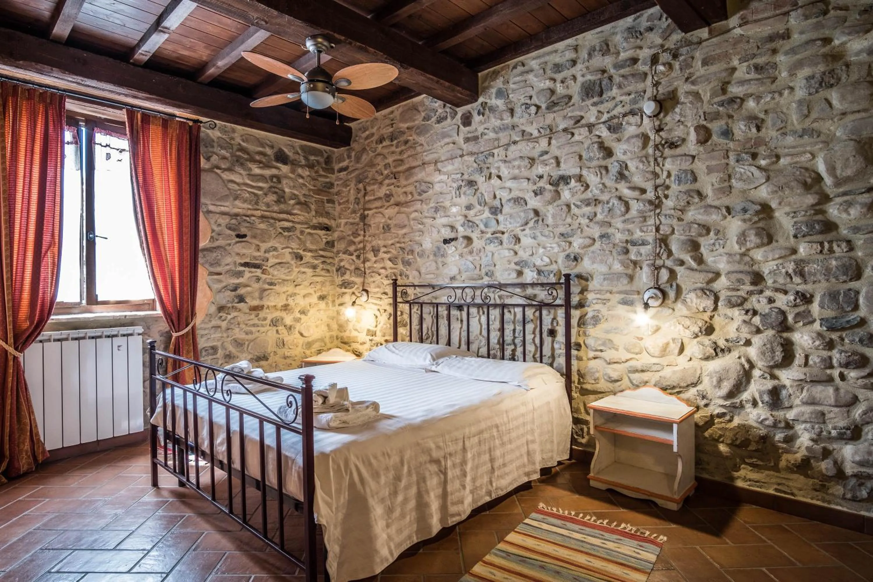 Bed in Agriturismo Goccia di Luna