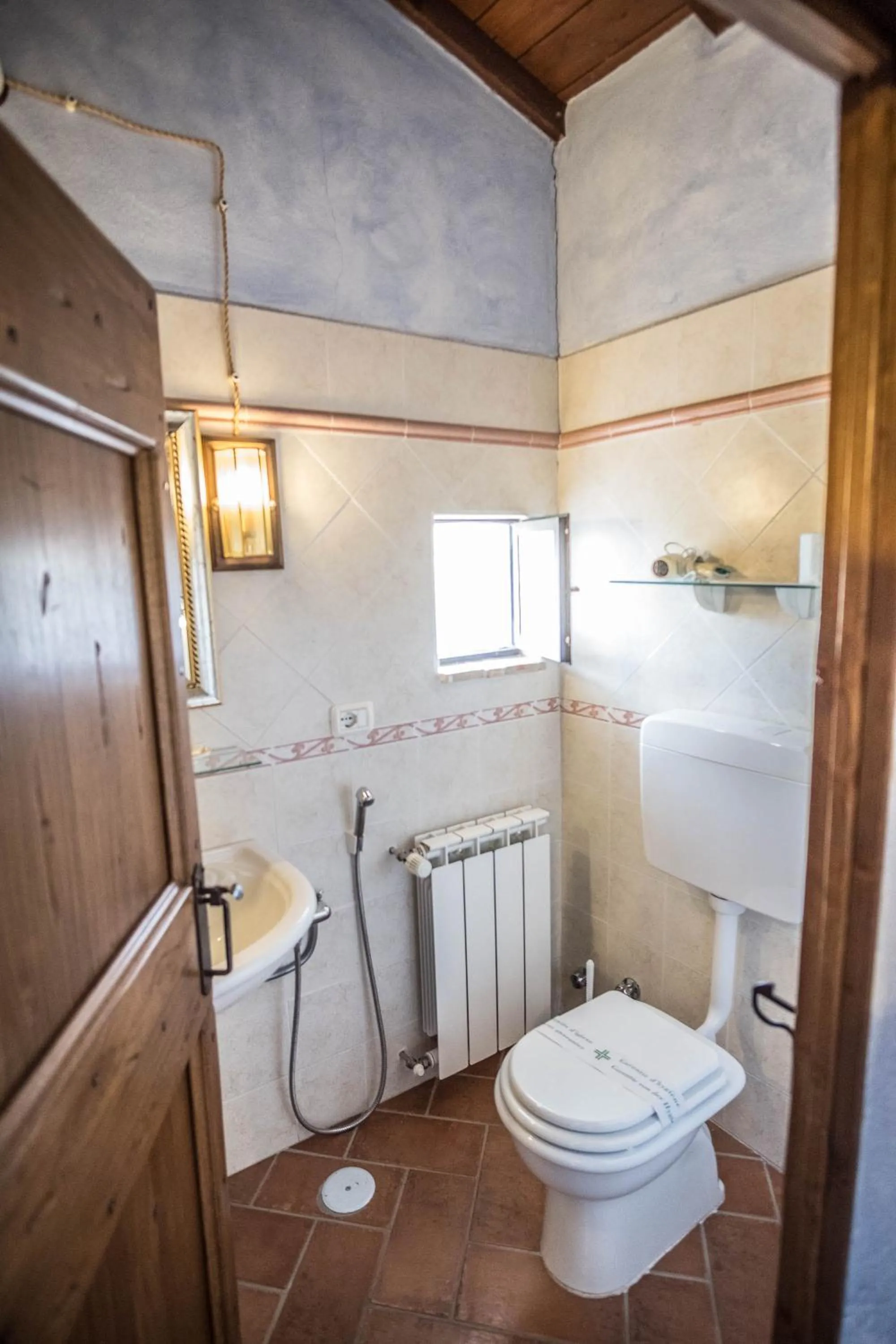 Bathroom in Agriturismo Goccia di Luna