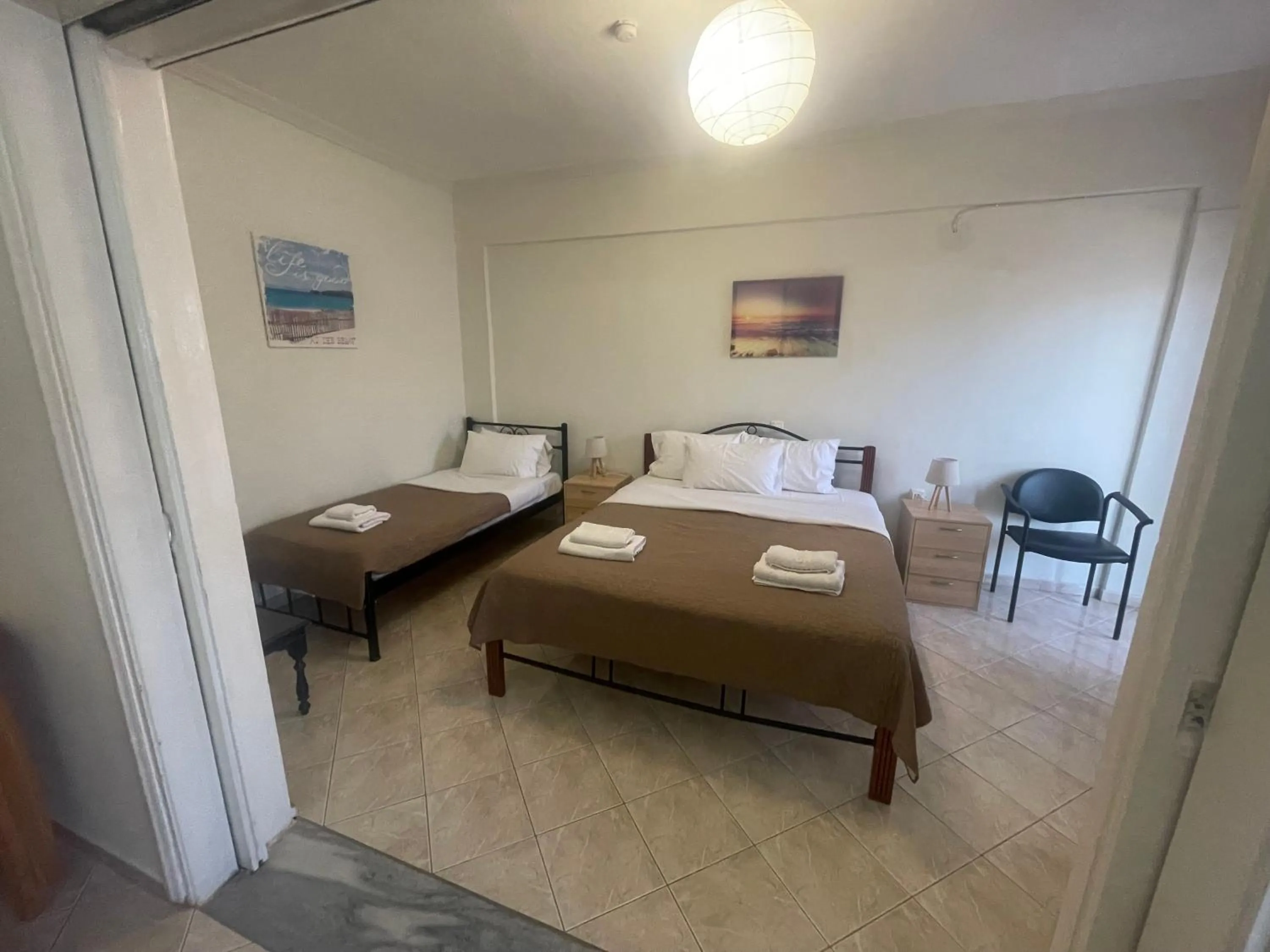 Dimitris Apartment 80m from the beach nea peramos