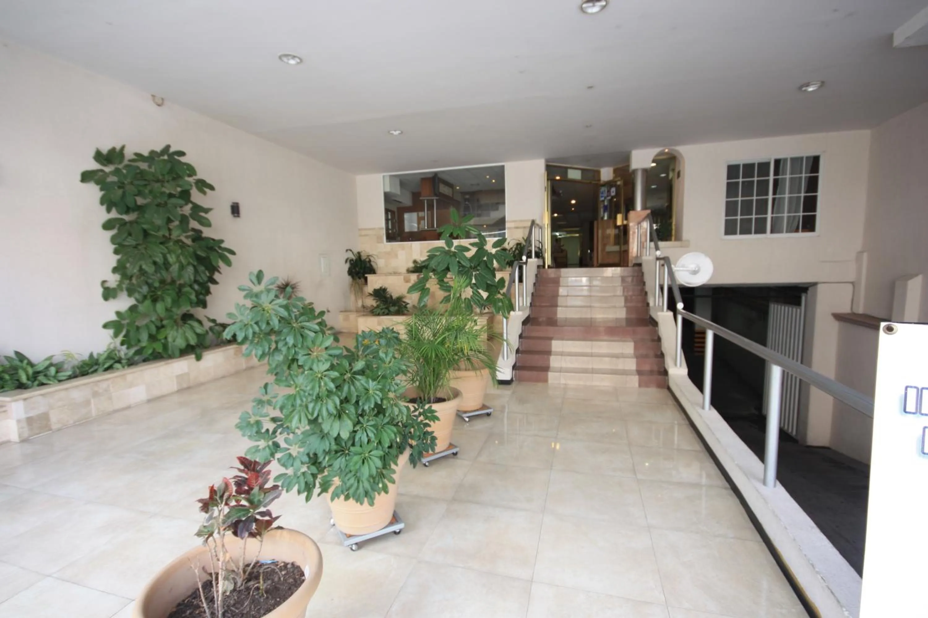 Facade/entrance in Hotel Enterprise Inn Plaza