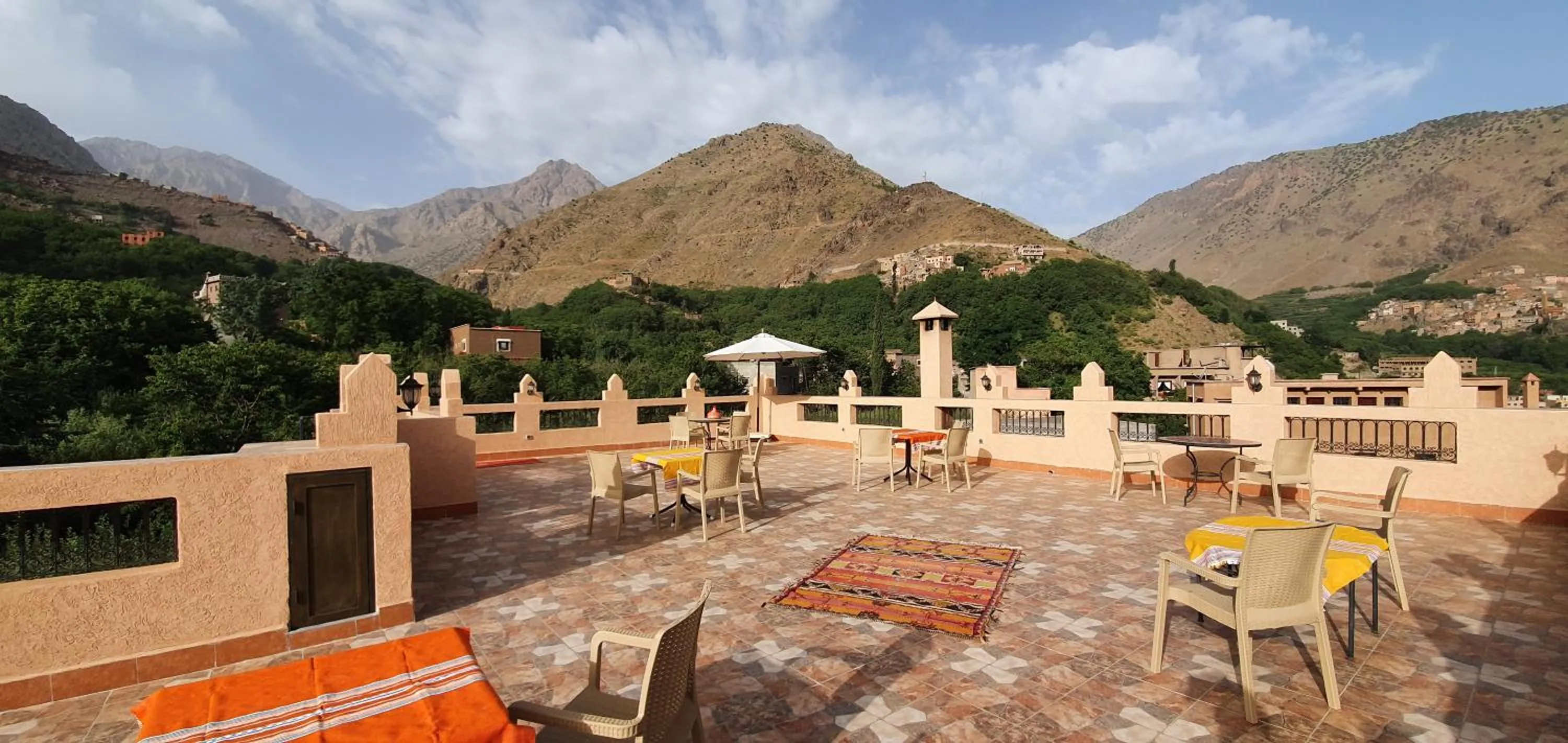 Patio in Dar Assarou - Toubkal National Park Lodge