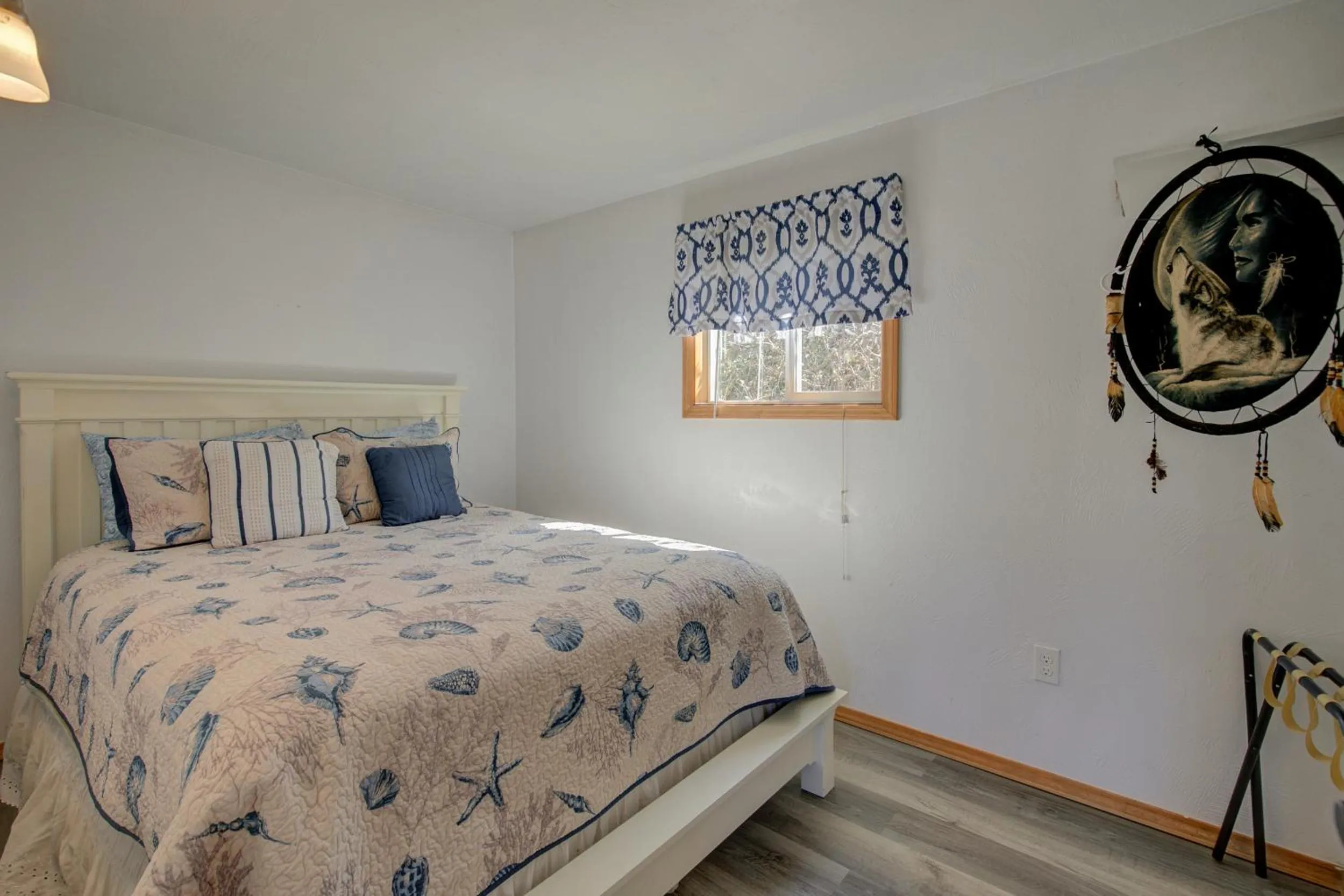 Bedroom in Westerly Motel