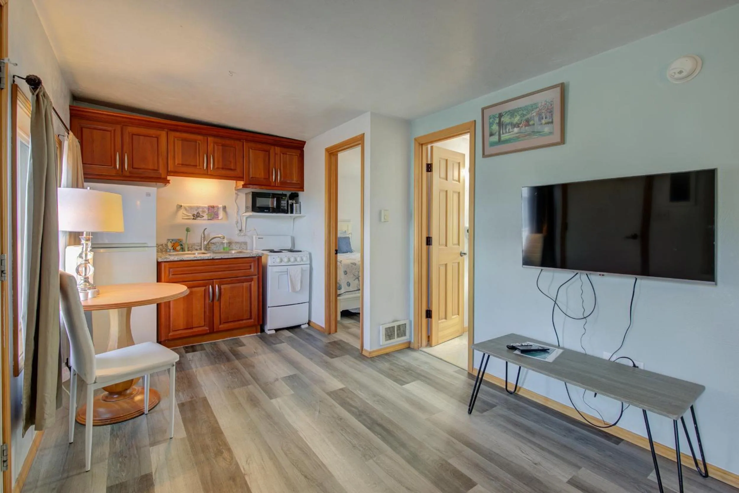 Kitchen or kitchenette in Westerly Motel