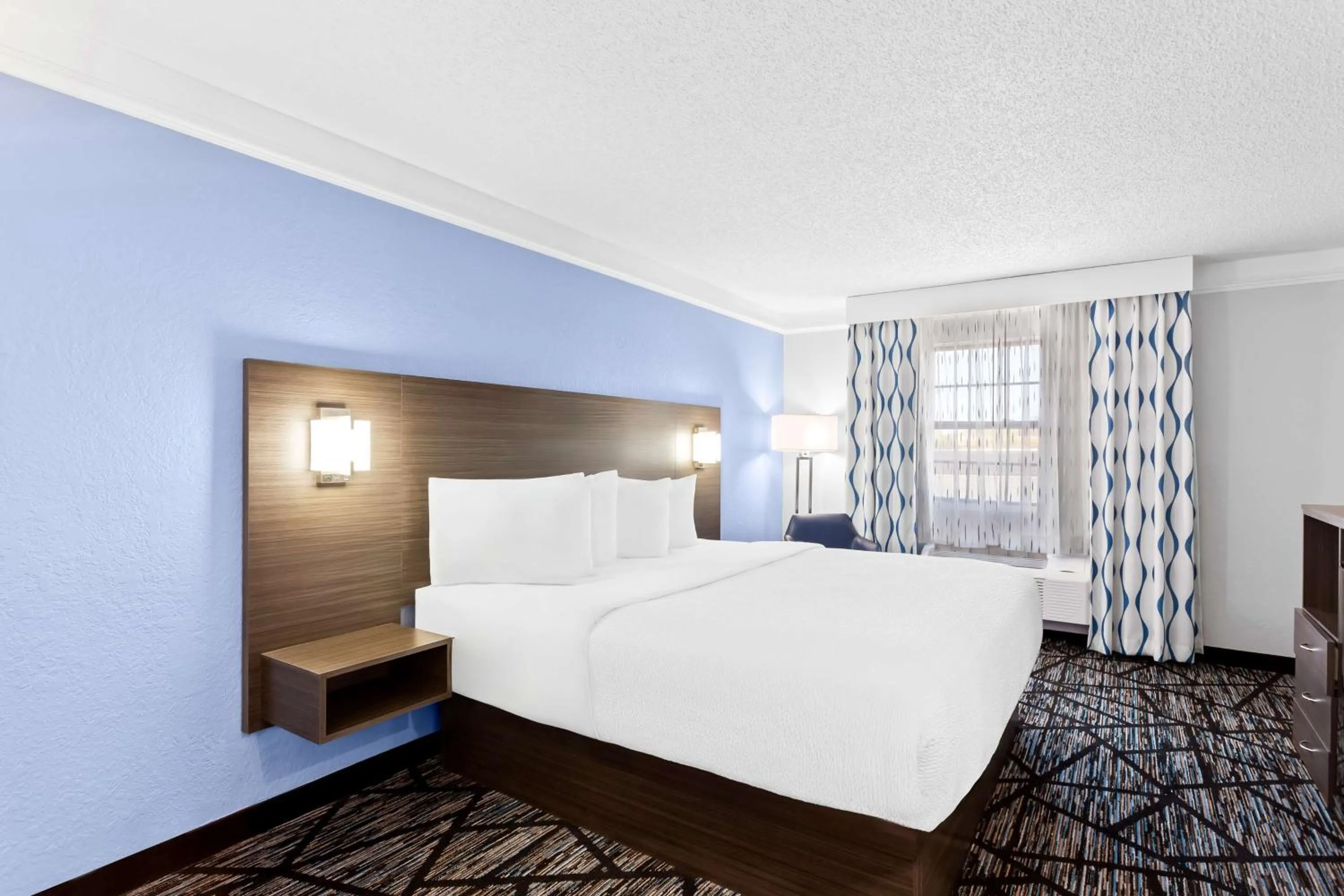 Bedroom, Bed in Best Western Schaumburg – O’Hare NW