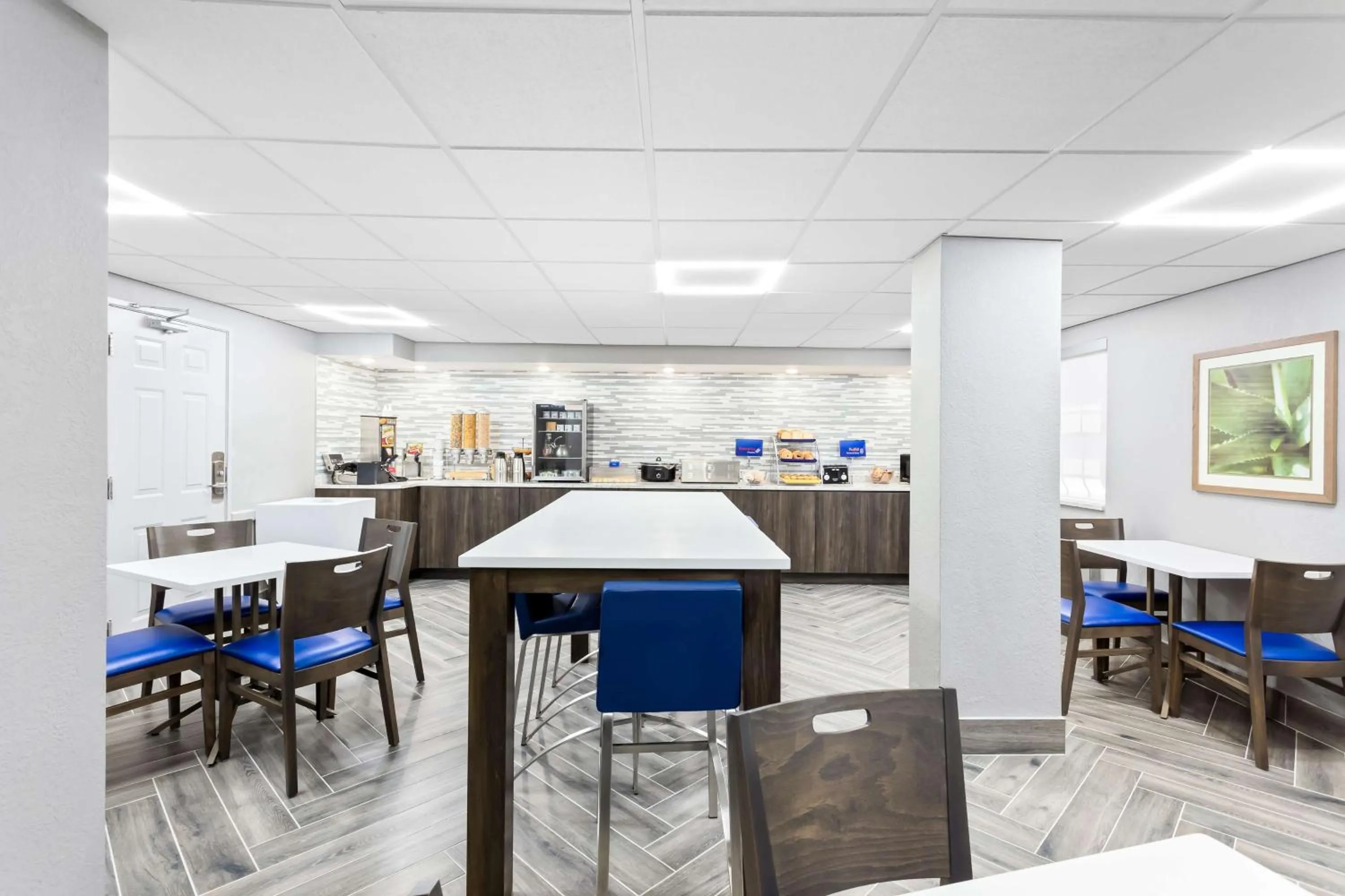 Breakfast in Best Western Schaumburg – O’Hare NW