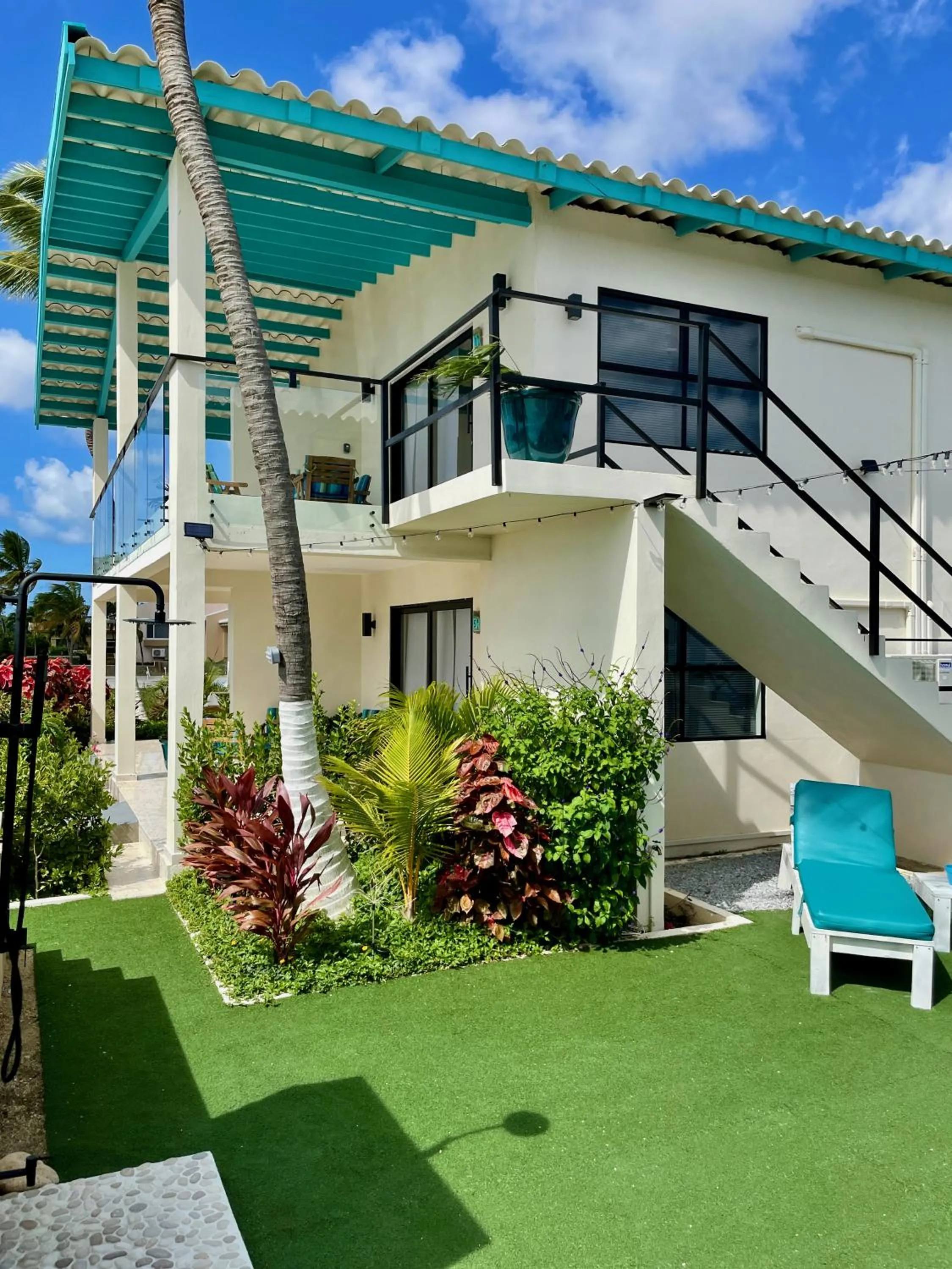 Garden in Vistalmar Ocean Suites