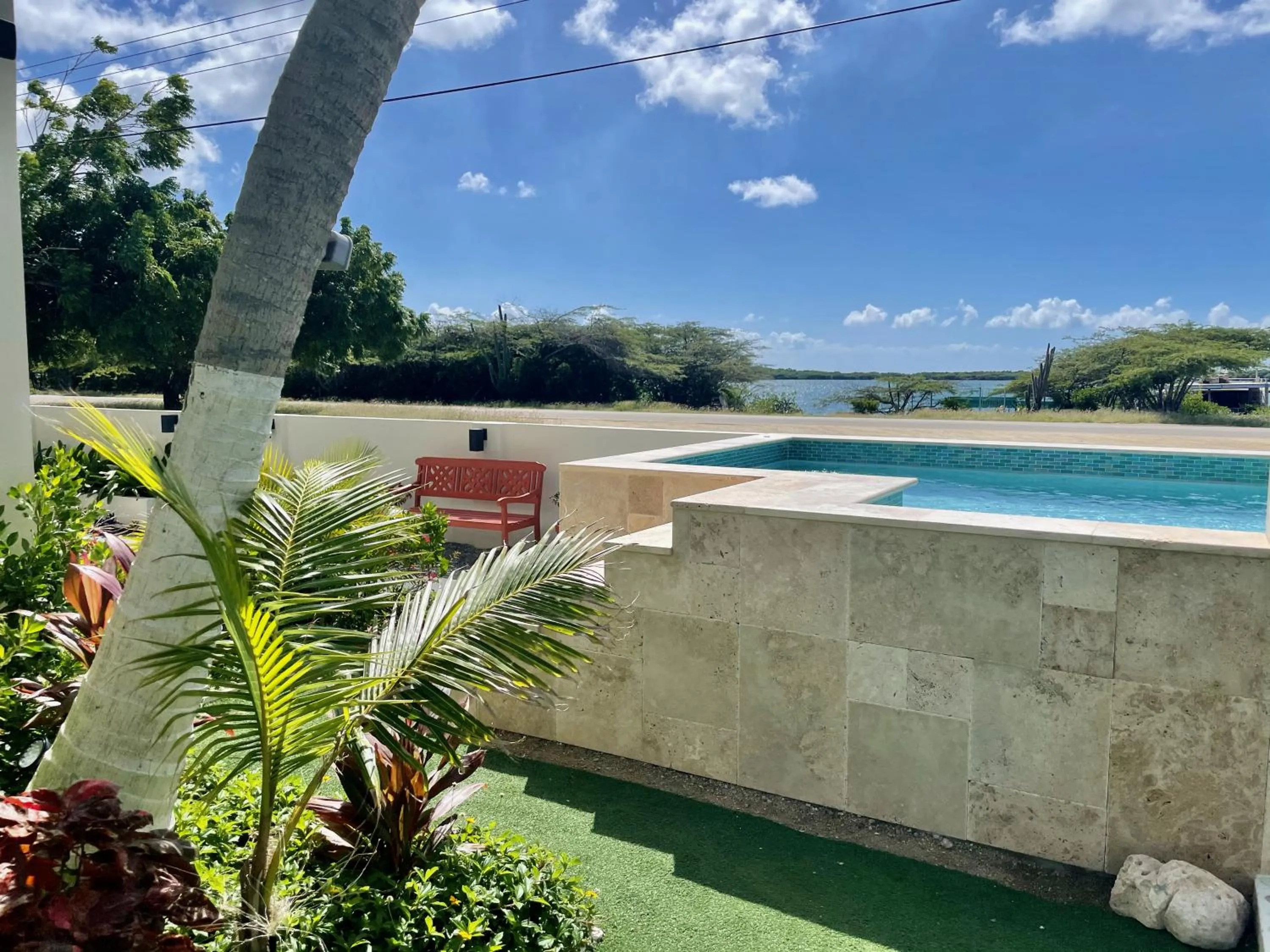 Neighbourhood in Vistalmar Ocean Suites