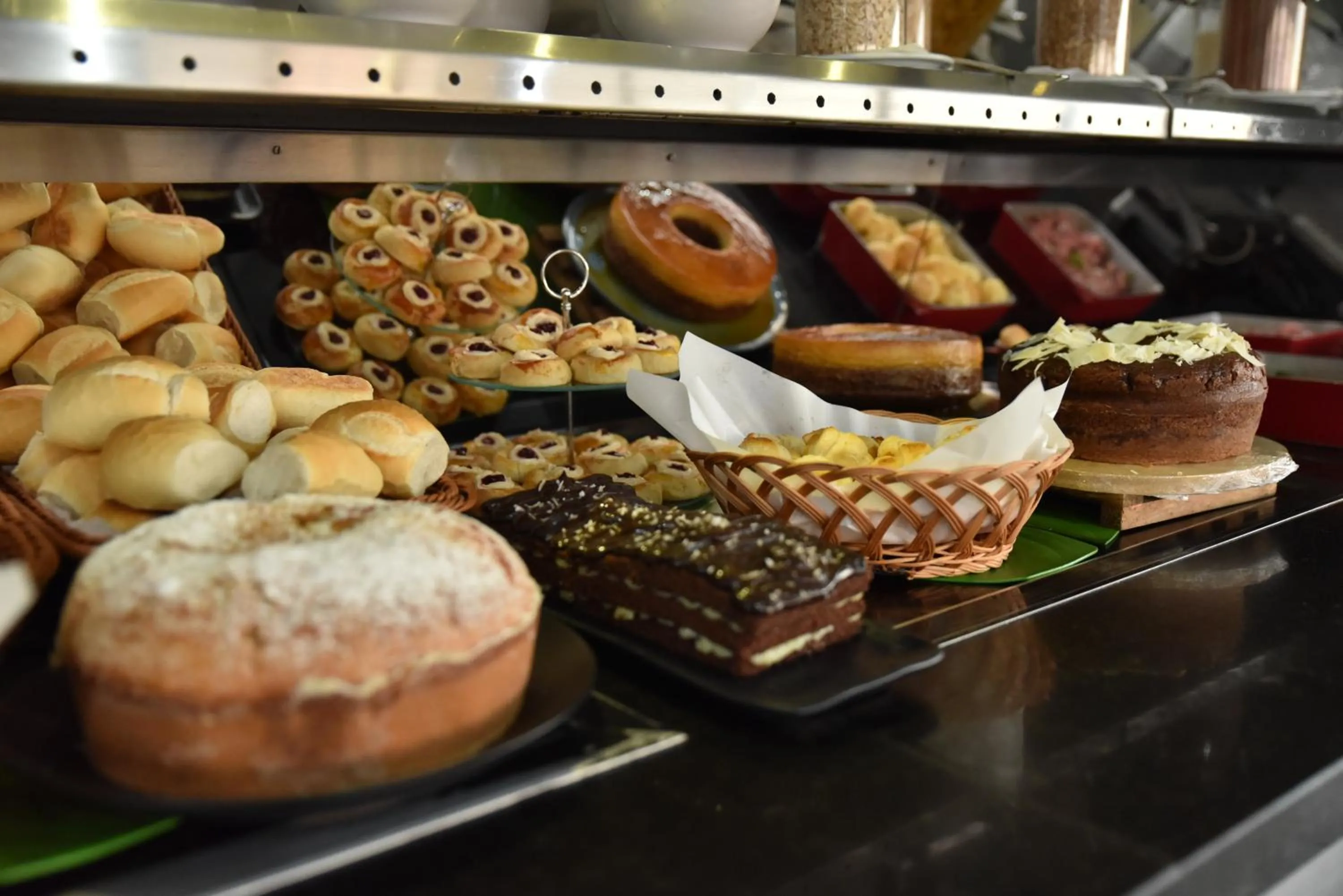 Breakfast in Plaza Inn Small Town Flat