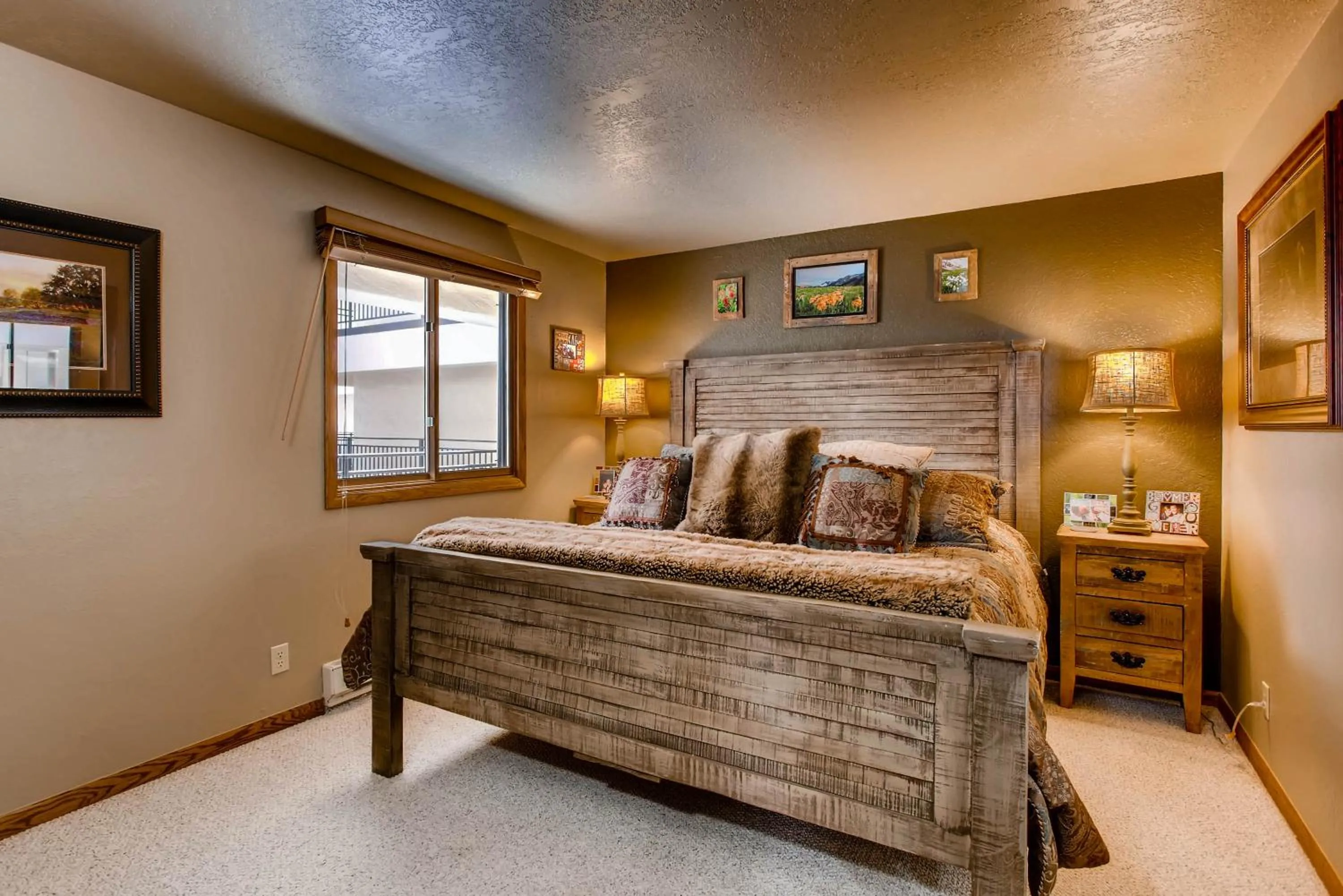 Bed in The Plaza Condominiums by Crested Butte Mountain Resort
