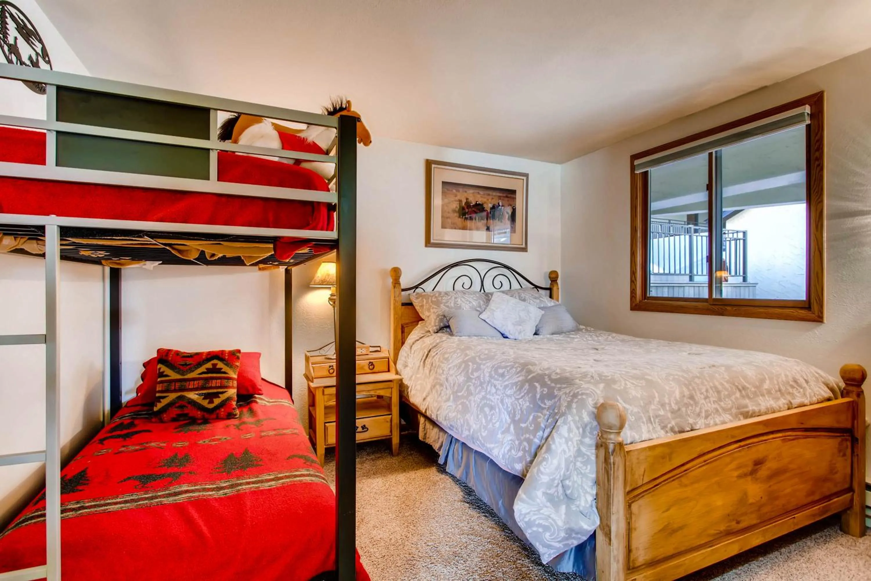 Bedroom, Bed in The Plaza Condominiums by Crested Butte Mountain Resort