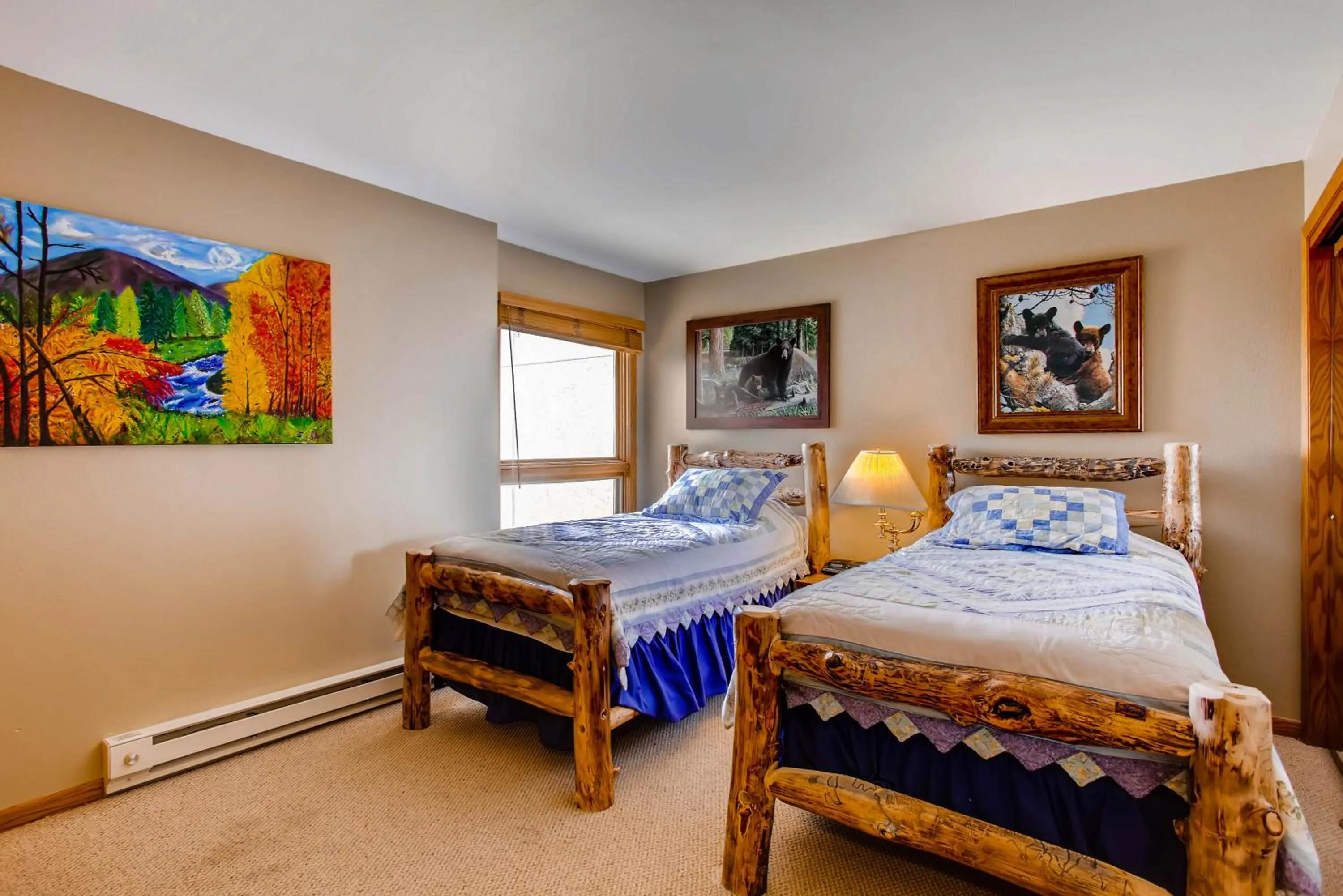 Bed in The Plaza Condominiums by Crested Butte Mountain Resort