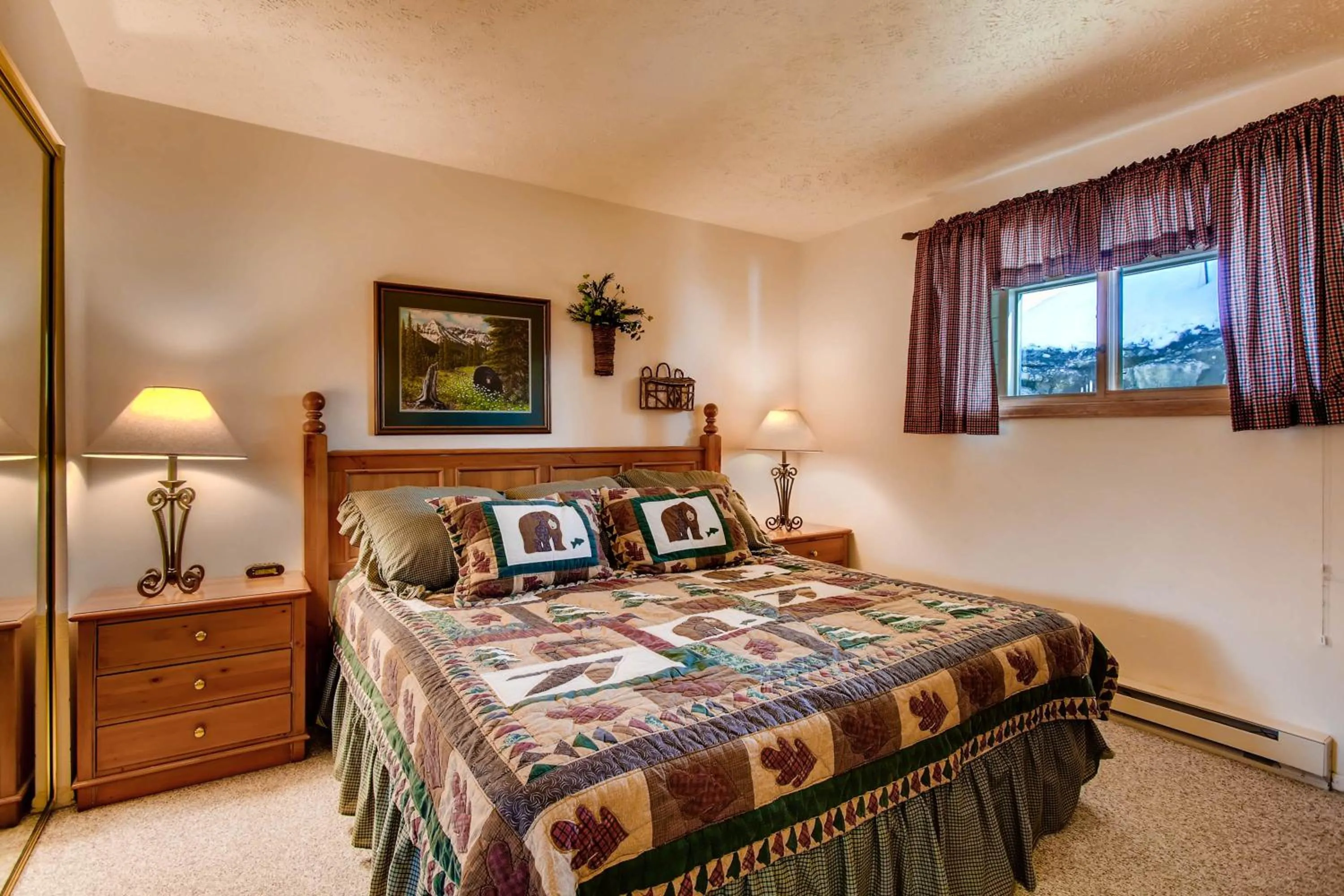 Bed in The Plaza Condominiums by Crested Butte Mountain Resort