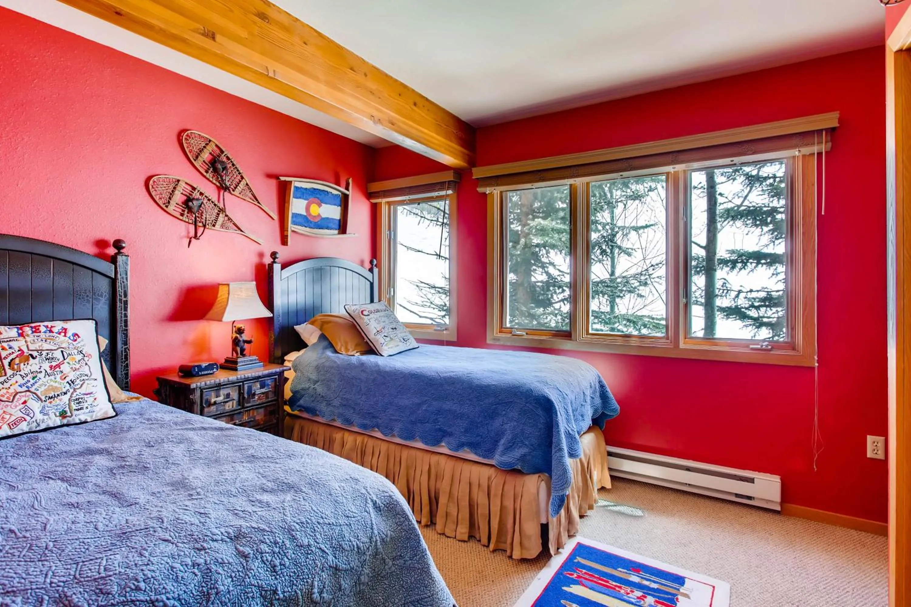 Bed in The Plaza Condominiums by Crested Butte Mountain Resort